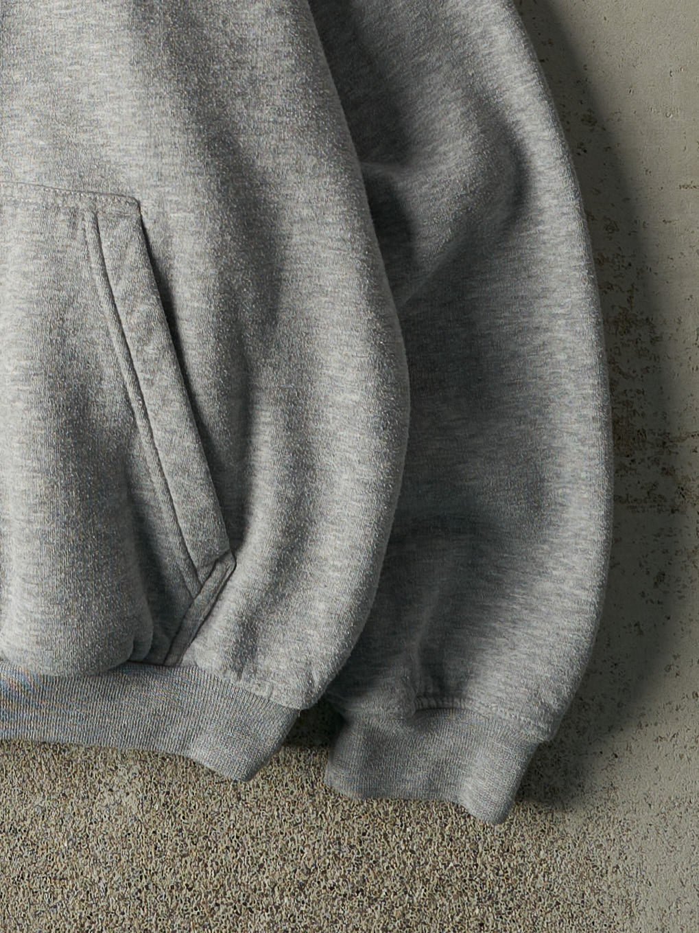 Vintage Y2K Grey Embroidered Nike Hoodie (S/M)