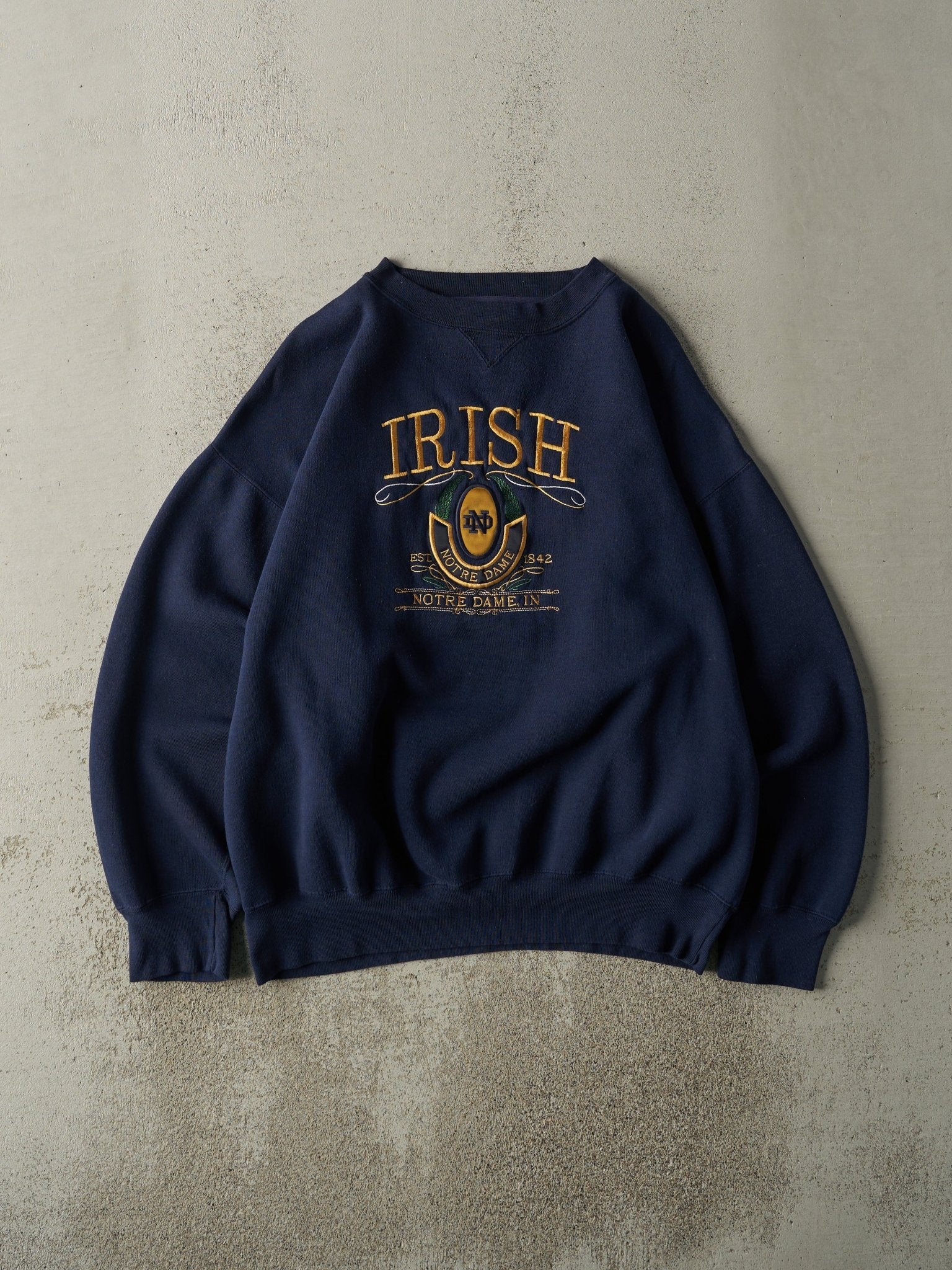 Vintage 90s Navy Blue Notre Dame Fighting Irish Crewneck (L/XL)