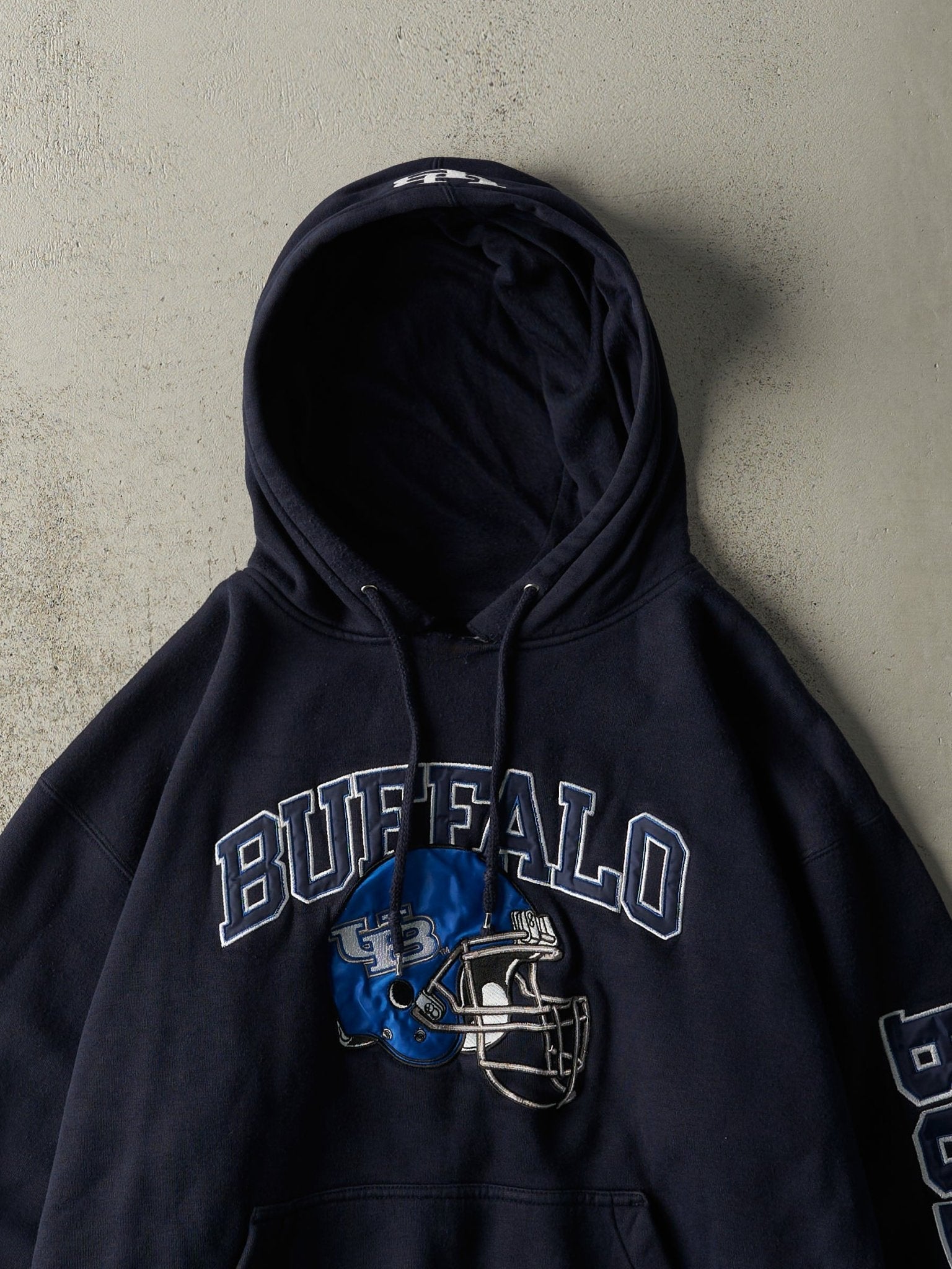 Vintage Y2K Navy Blue University of Buffalo Bulls Embroidered Champion Hoodie (L)
