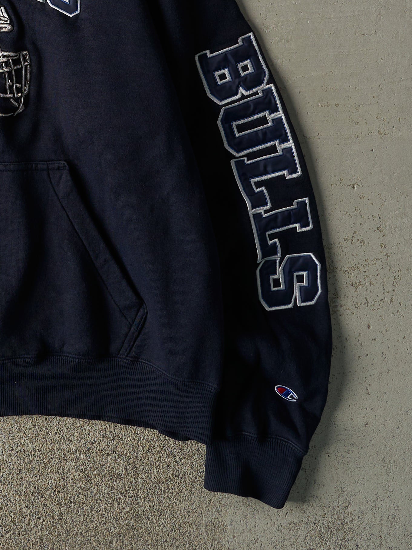 Vintage Y2K Navy Blue University of Buffalo Bulls Embroidered Champion Hoodie (L)