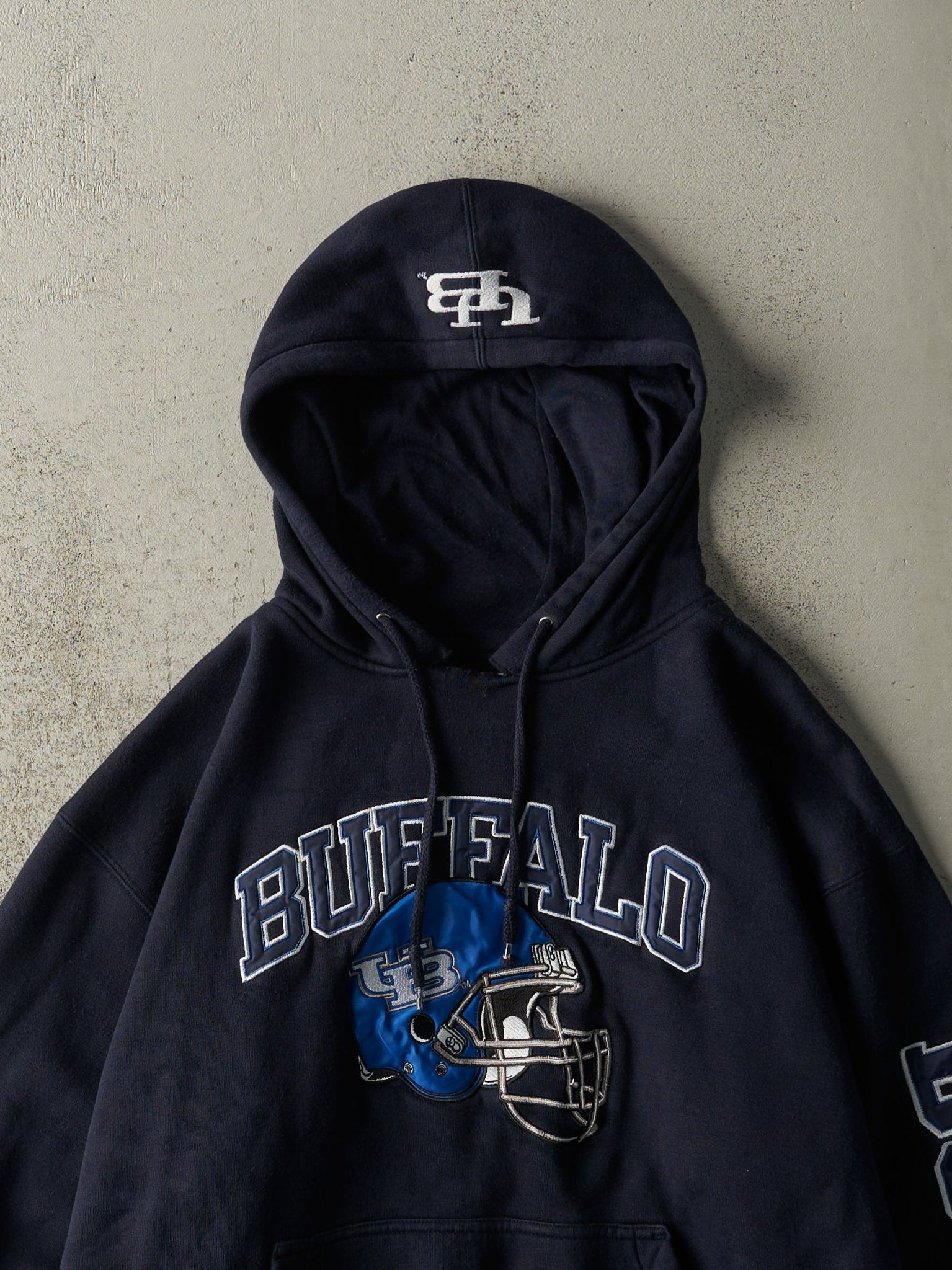 Vintage Y2K Navy Blue University of Buffalo Bulls Embroidered Champion Hoodie (L)