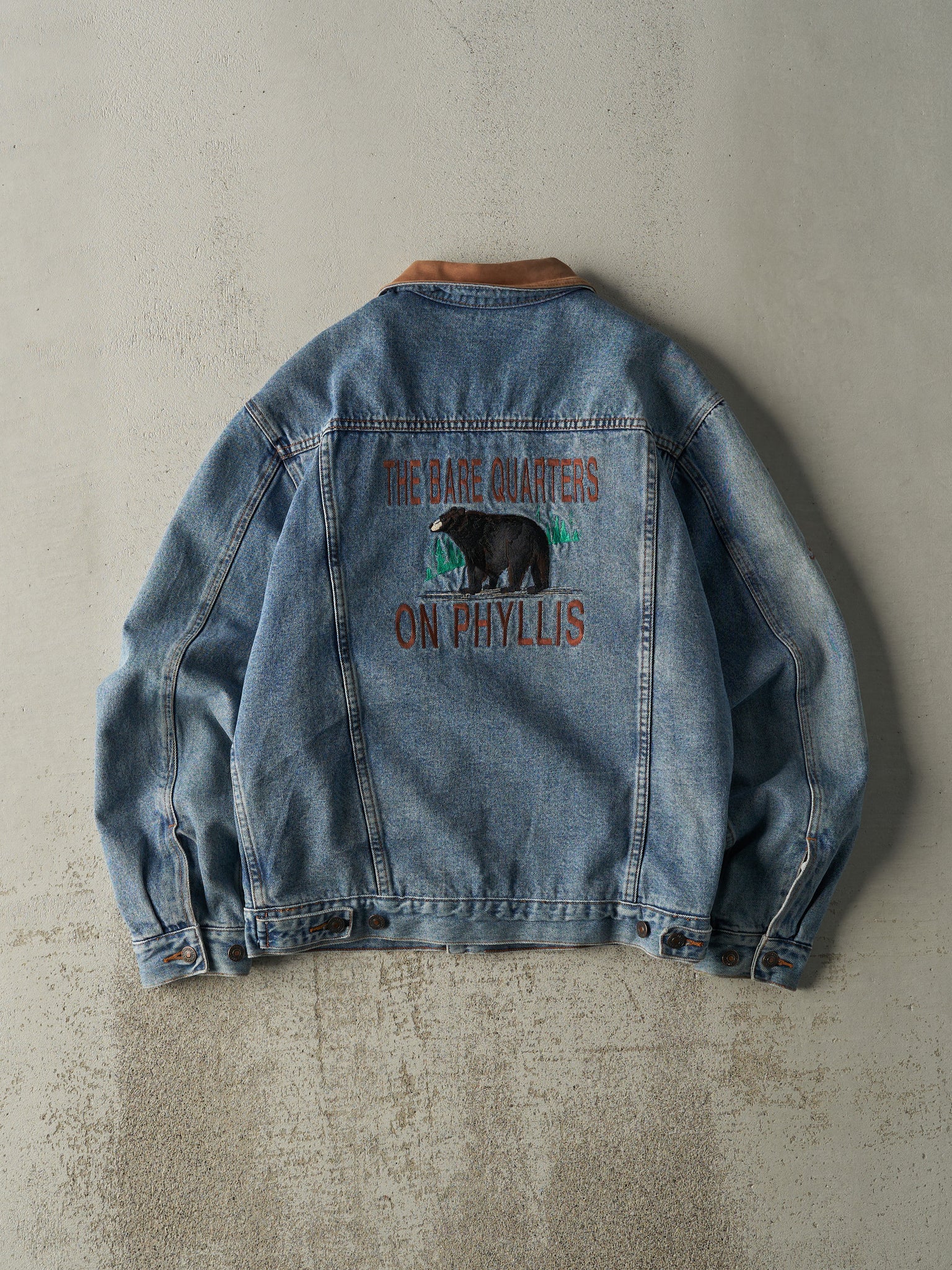 Vintage 90s Light Wash Embroidered Fleece Lined Denim Jacket (S/M)