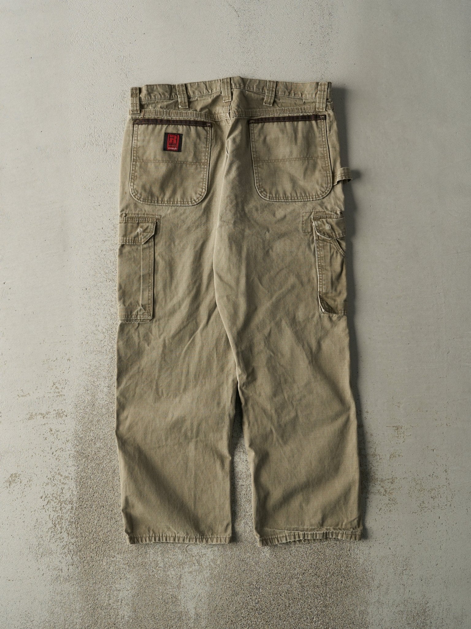 Vintage Y2K Beige Wrangler Riggs Ripstop Double Knee Cargo Pants (36x29)