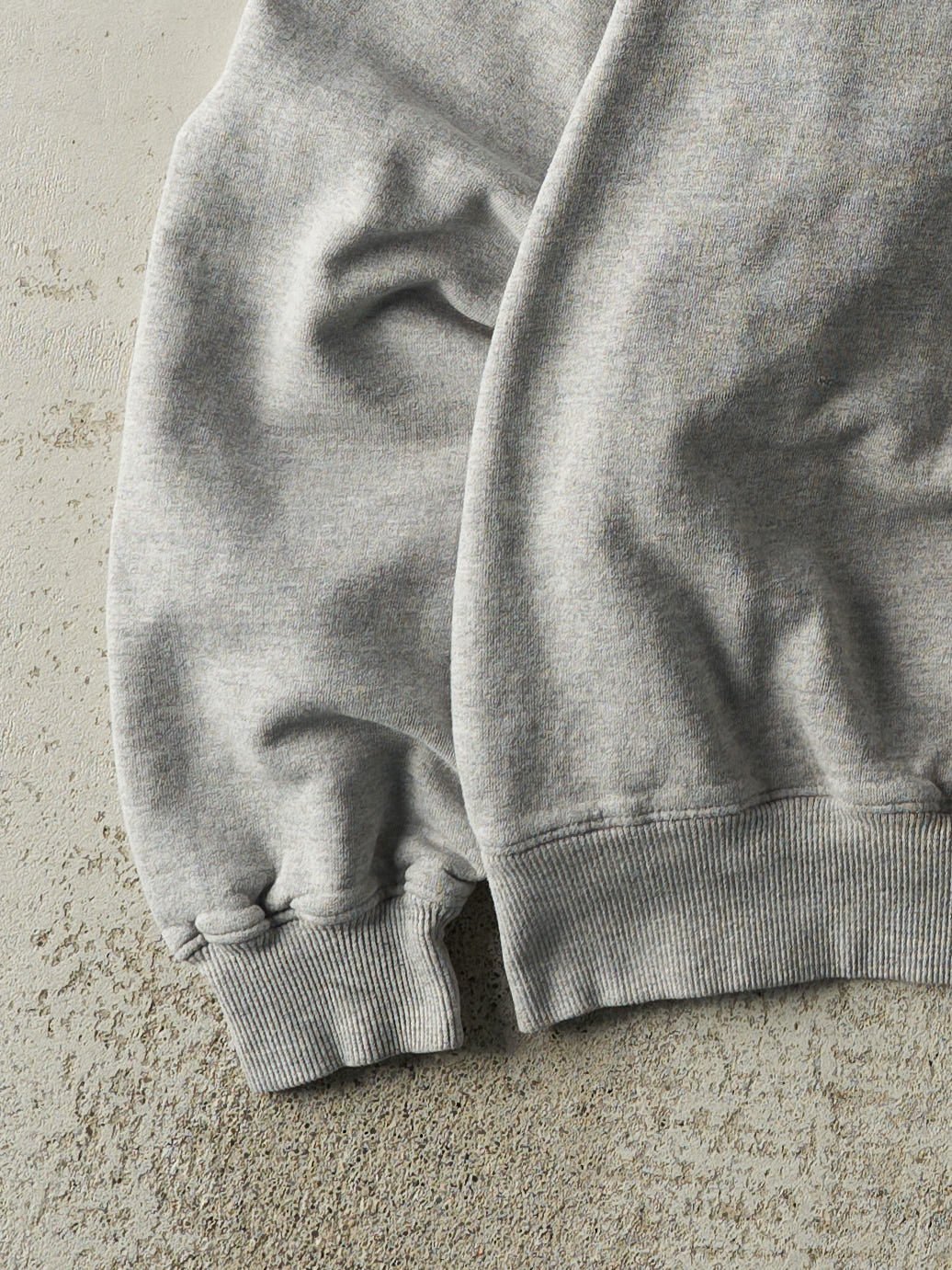 Vintage Y2K Grey Embroidered Champion Crewneck (L/XL)