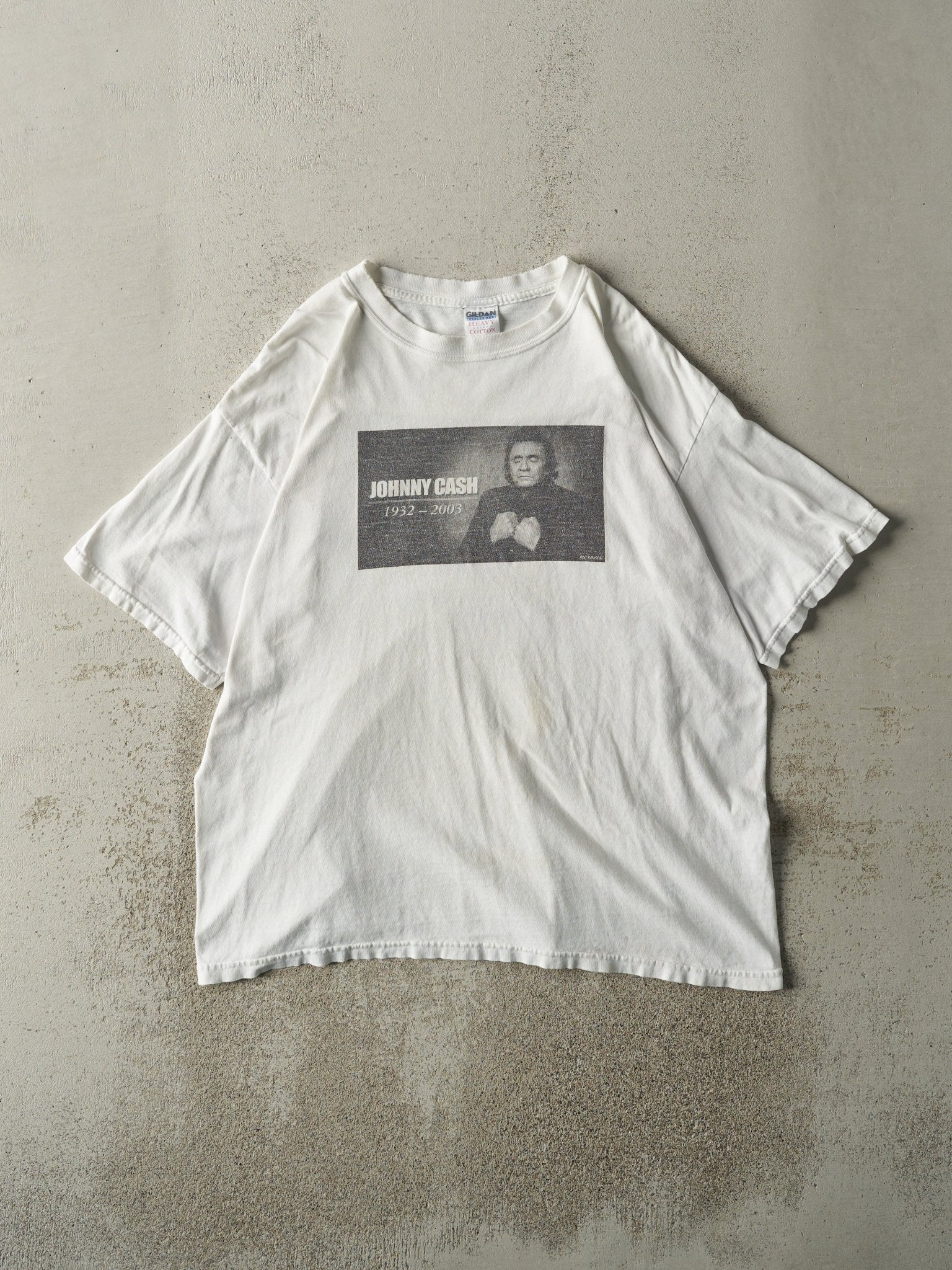 Vintage 03' White Johnny Cash Memorial Tee (L)