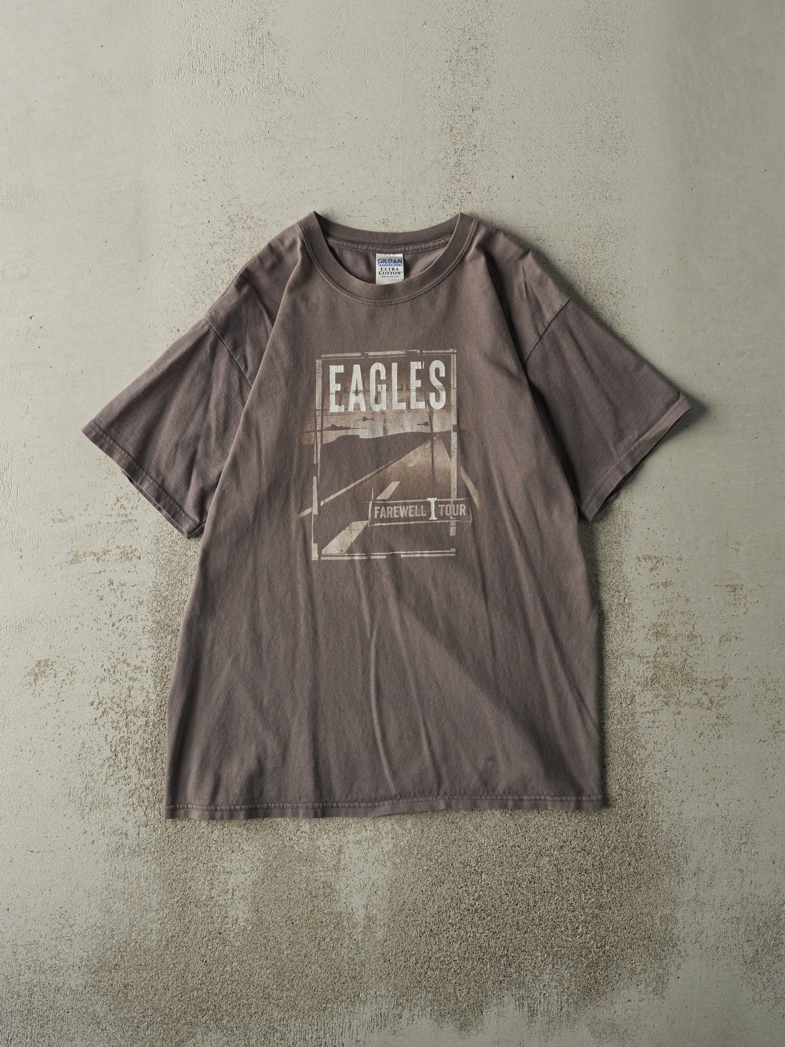Vintage 05' Grey Eagles Farewell Tour Tee (M)