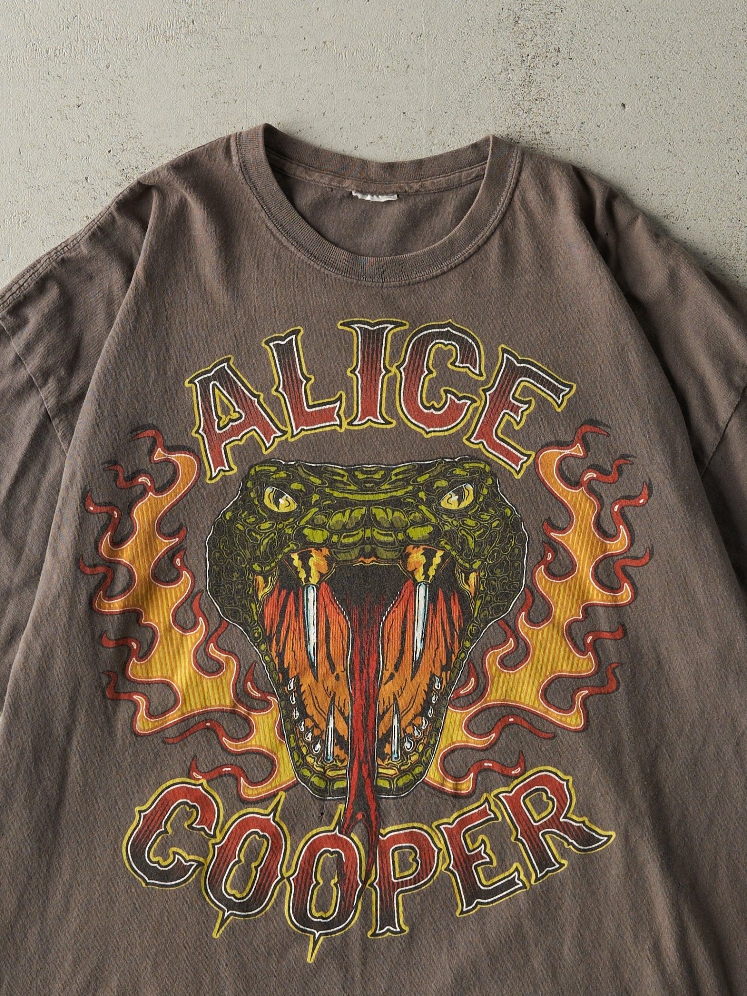 Vintage 13' Charcoal Grey Alice Cooper Raise the Dead Tour Tee (XL/XXL)