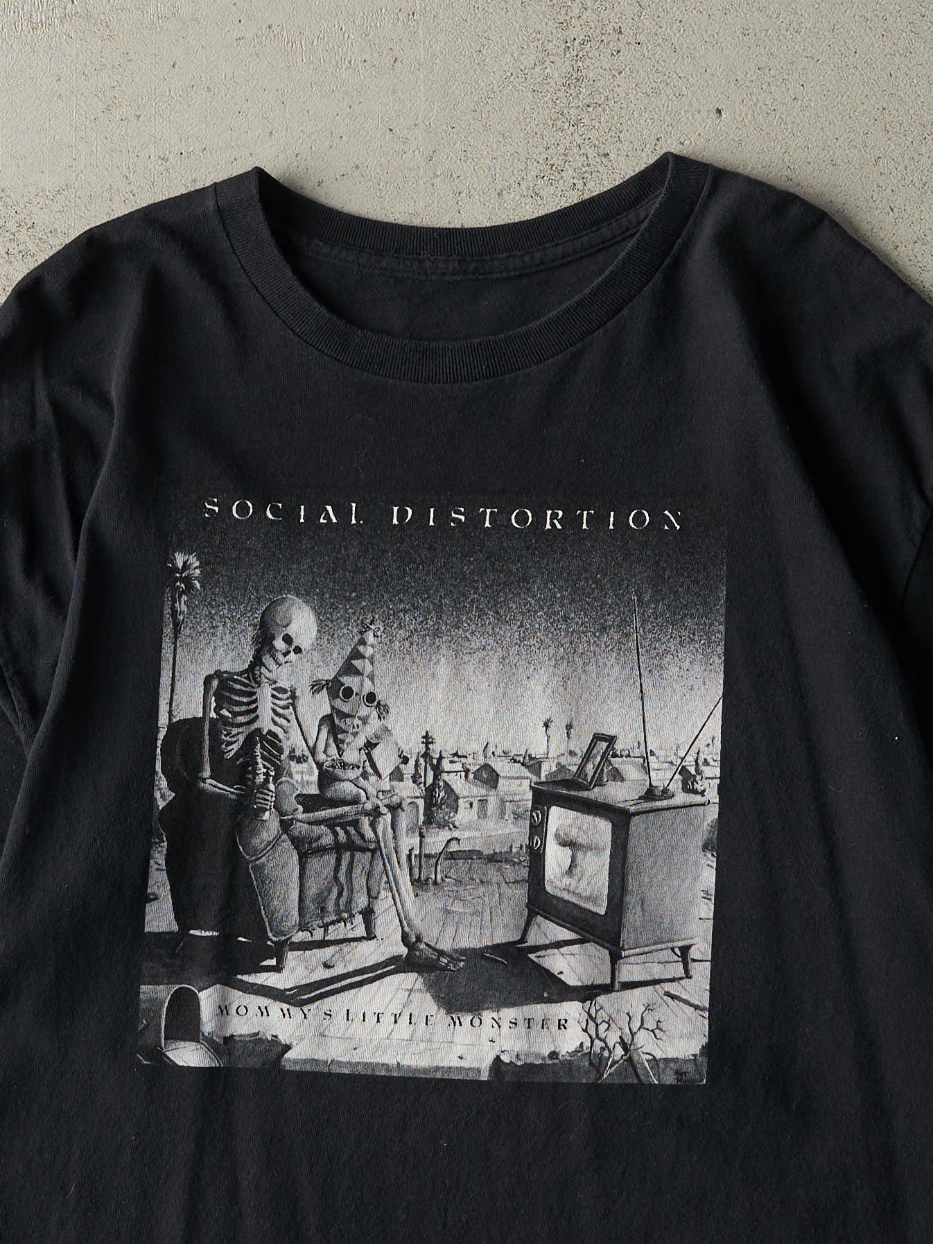 Vintage Y2K Black Social Distortion Mommy's Little Monster Tee (M)