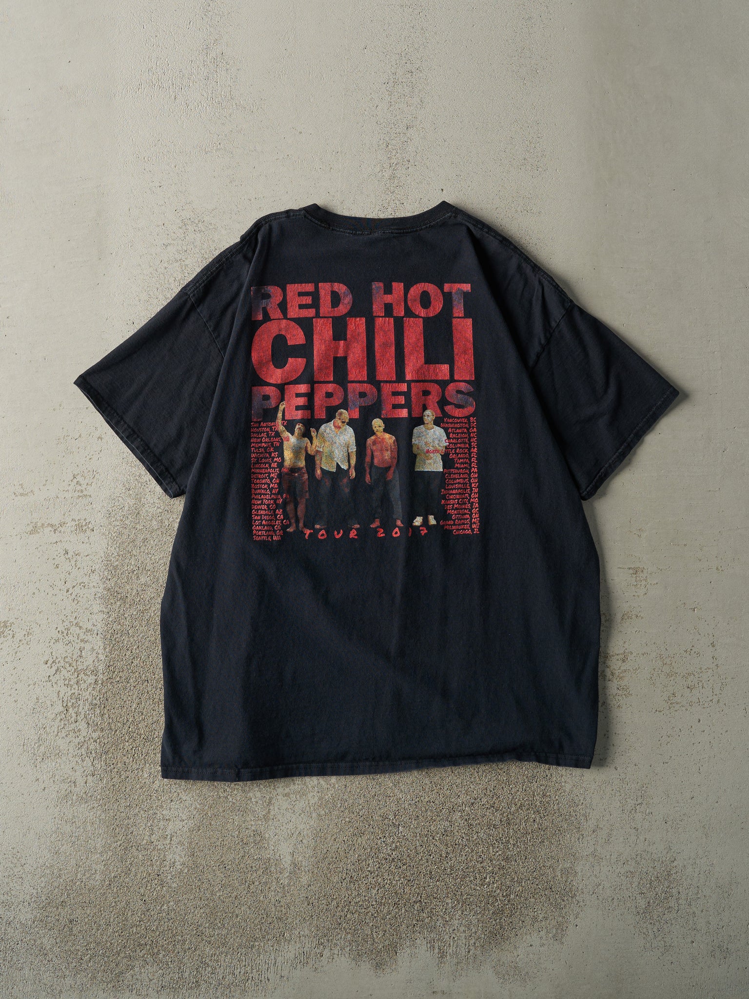 17' Black Red Hot Chili Peppers Tee (L)