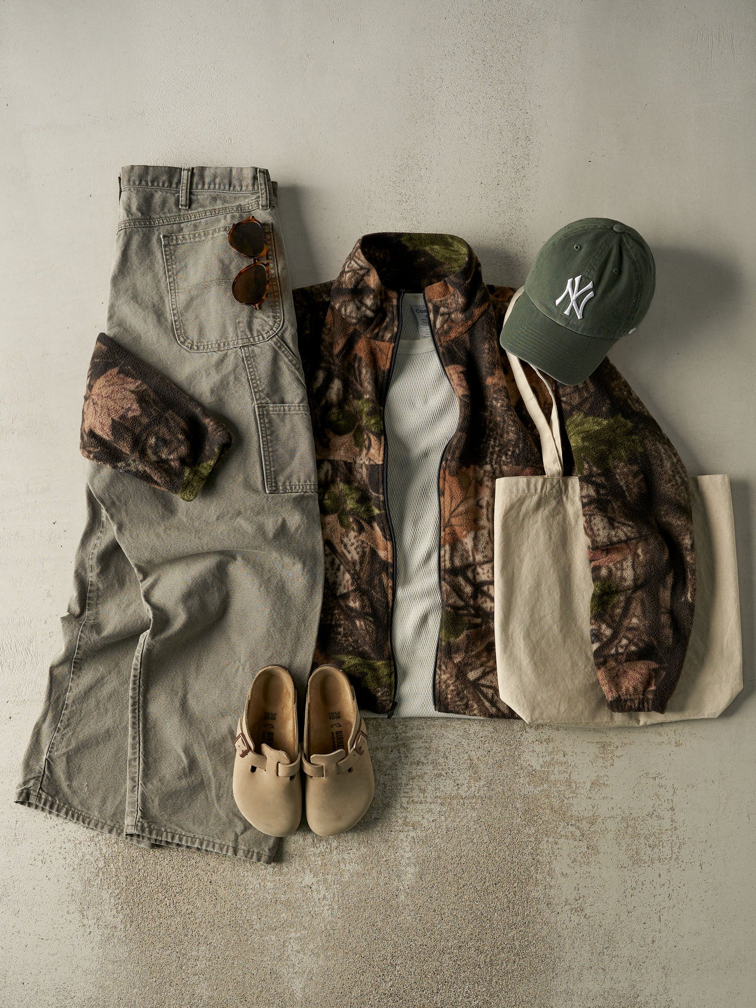 Vintage 90s Grey Rustler Carpenter Pants (37x31)