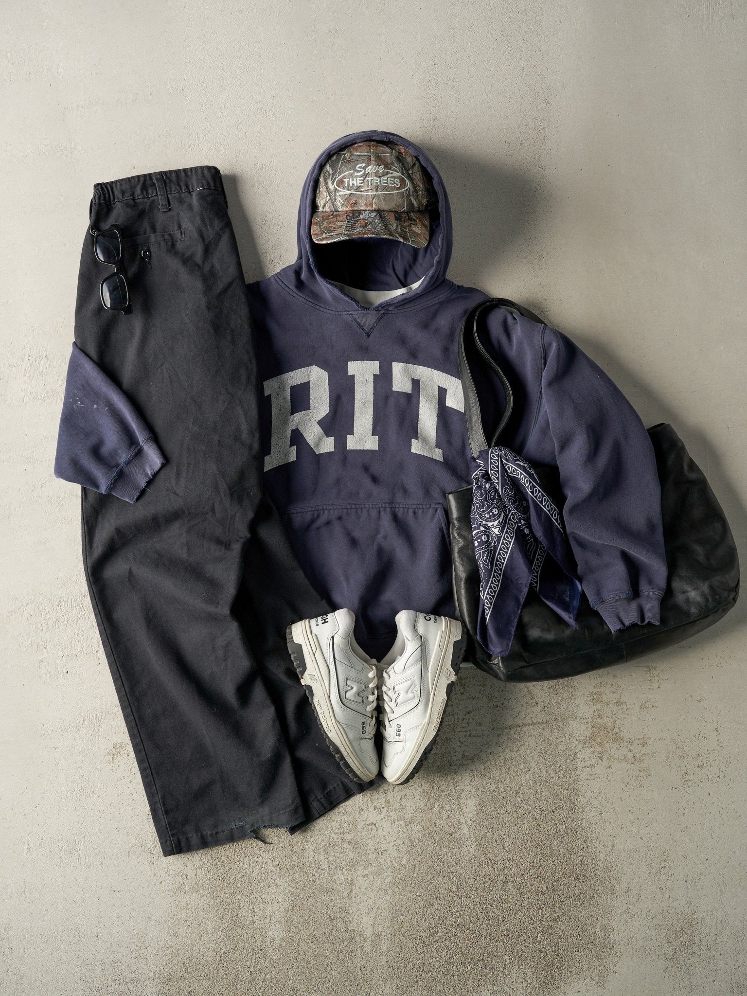 Vintage 90s Navy Blue RIT Boxy Hoodie (L)