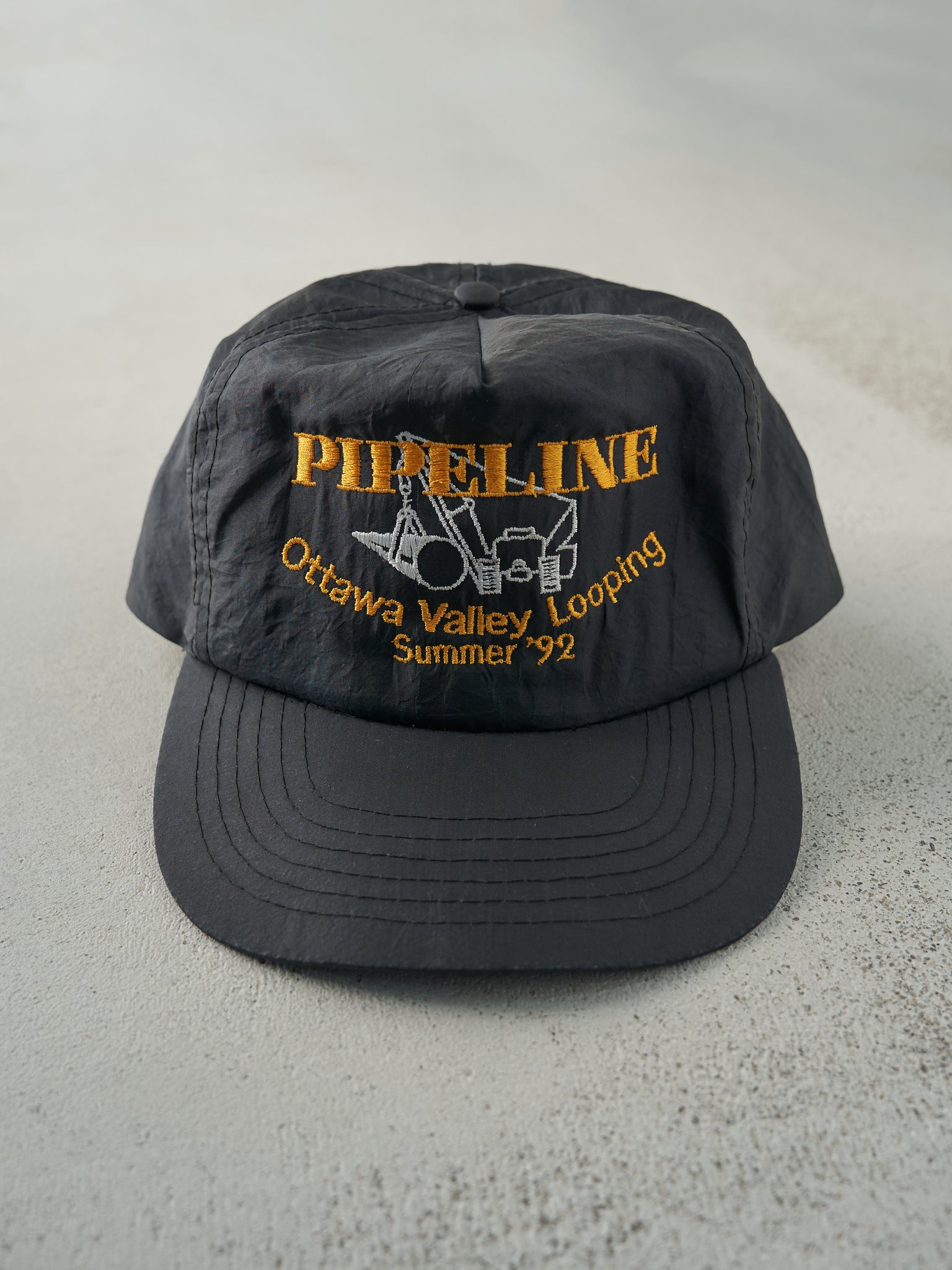 Vintage 92' Black Pipeline Embroidered Nylon Snapback Hat
