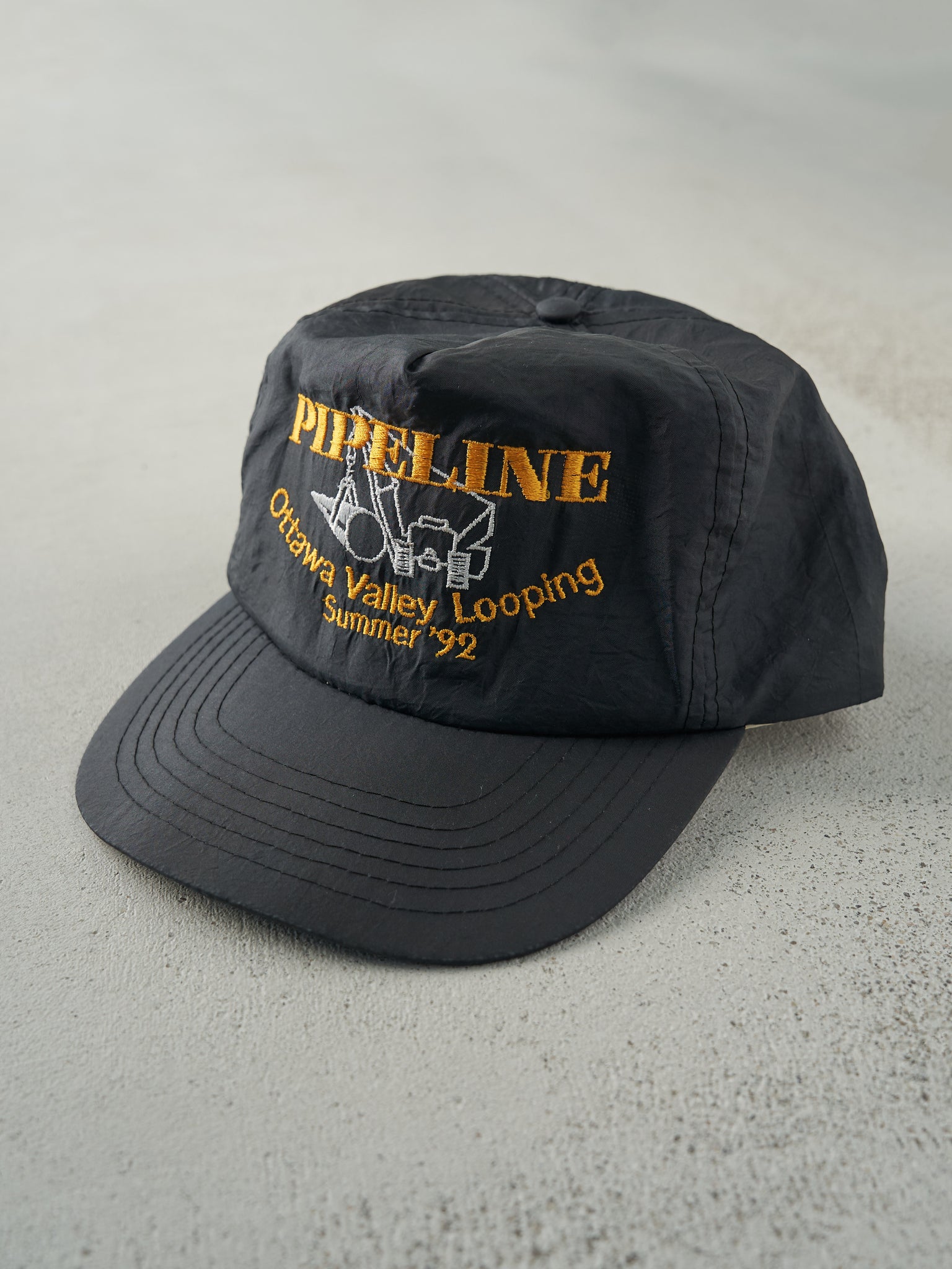 Vintage 92' Black Pipeline Embroidered Nylon Snapback Hat