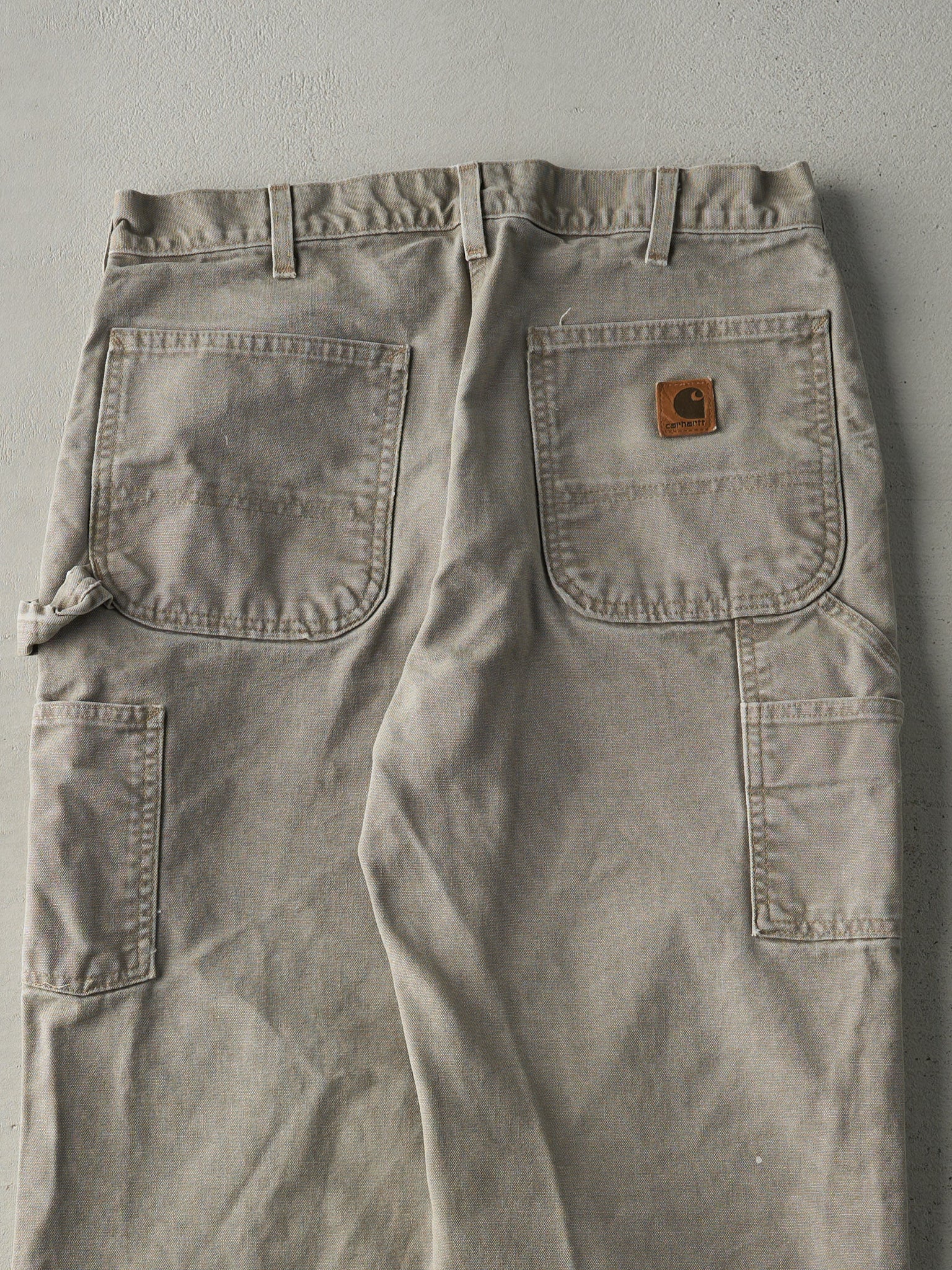 Vintage 90s Beige Dungaree Fit Carhartt Carpenter Pants (31.5x29)