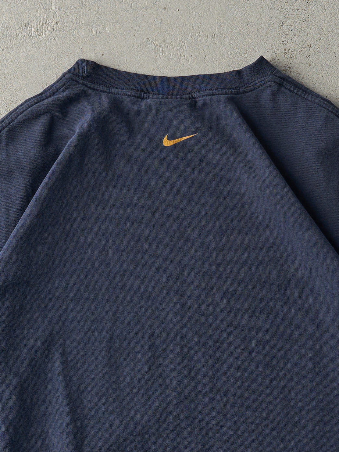 Vintage Y2K Navy Blue Nike Logo Tee (L)