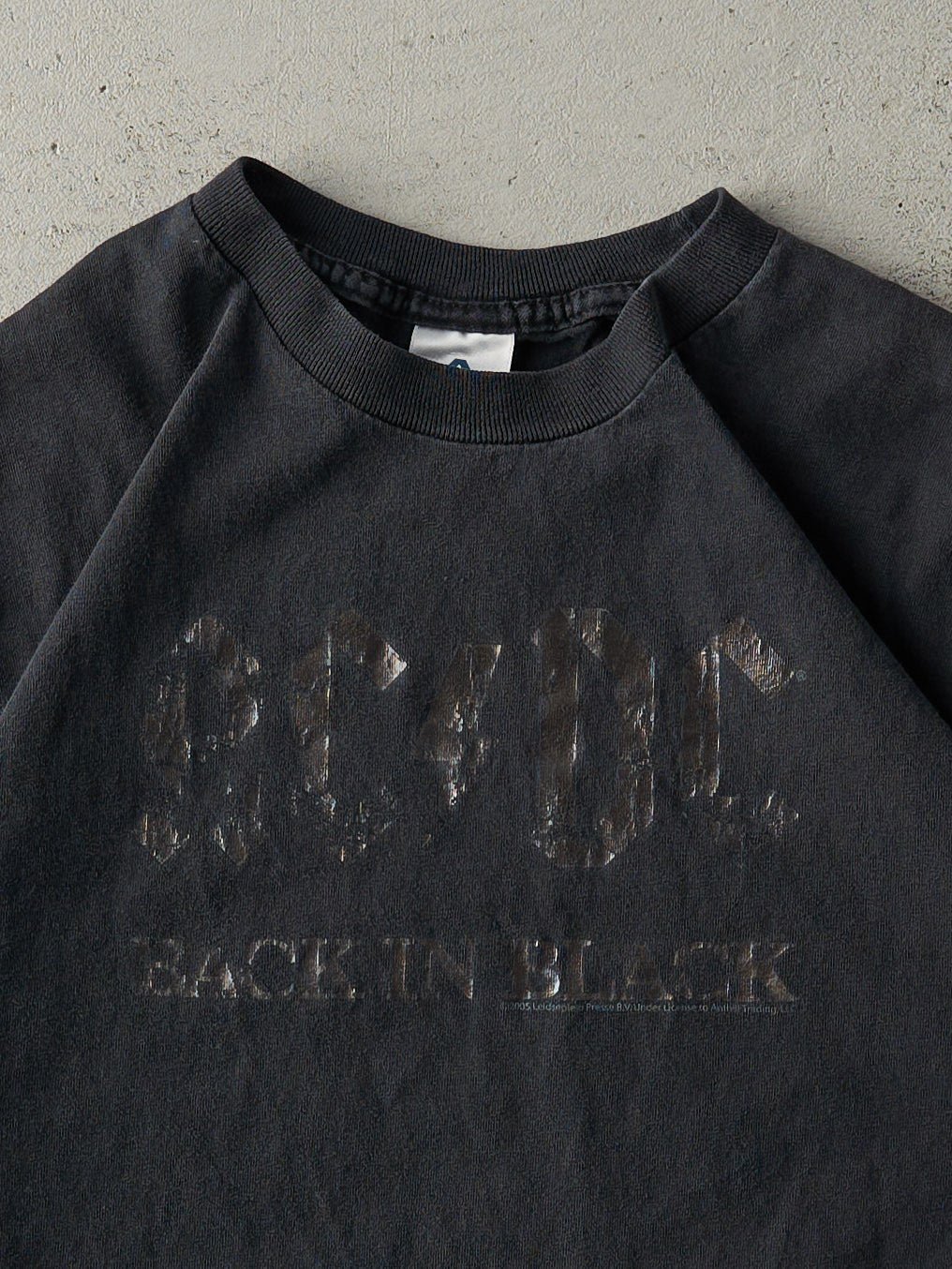 Vintage 05' Black ACDC Back In Black Band Tee (M)