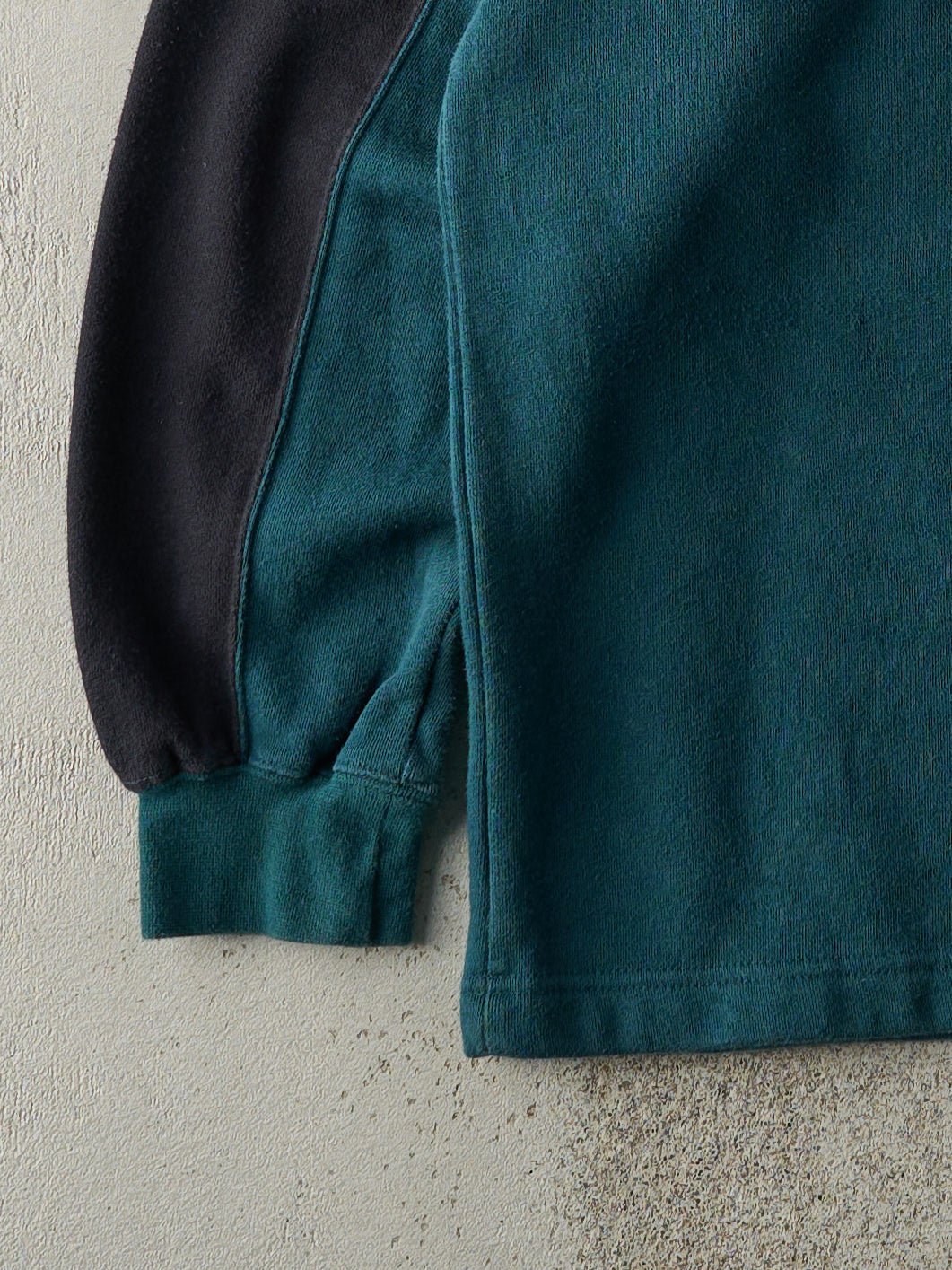 Vintage Y2K Green Embroidered Philadelphia Eagles Two Tone Crewneck (M)