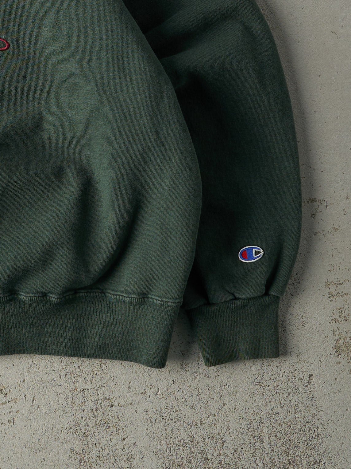 Vintage 90s Green Illinois Wesleyan Embroidered Crewneck (L)