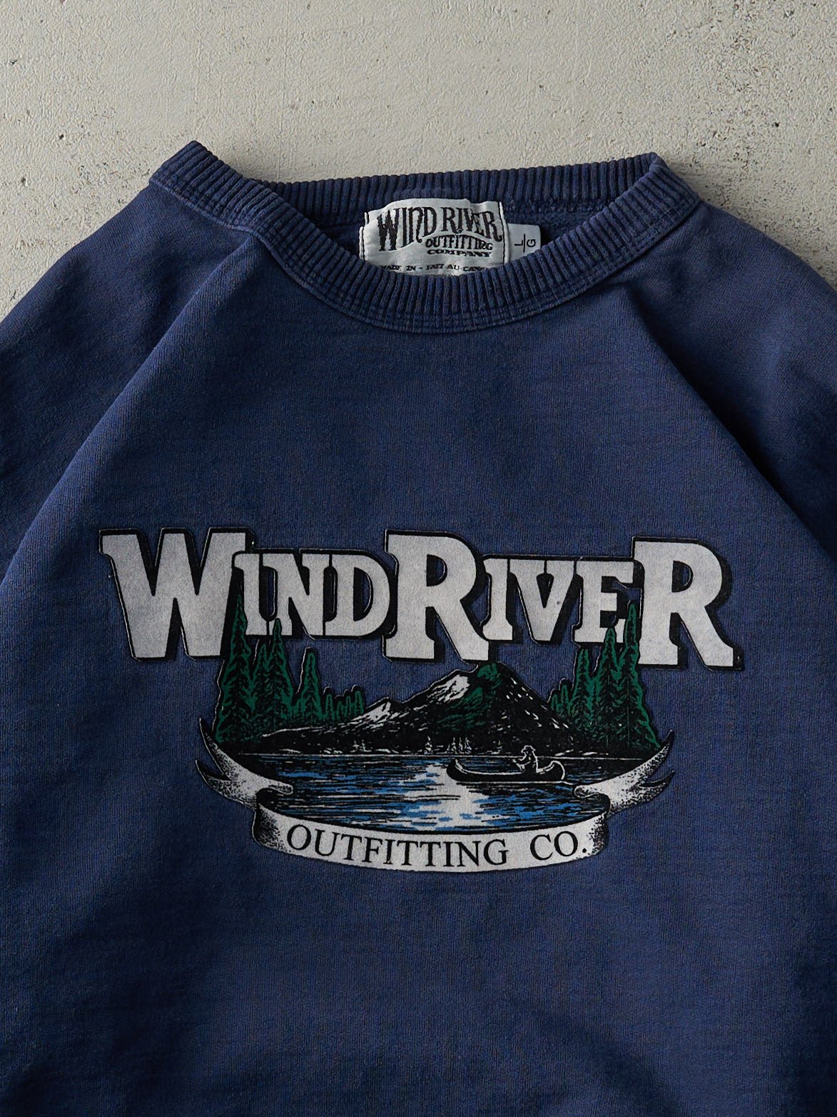 Vintage 90s Navy Blue Wind River Outfitting Co Crewneck (L)