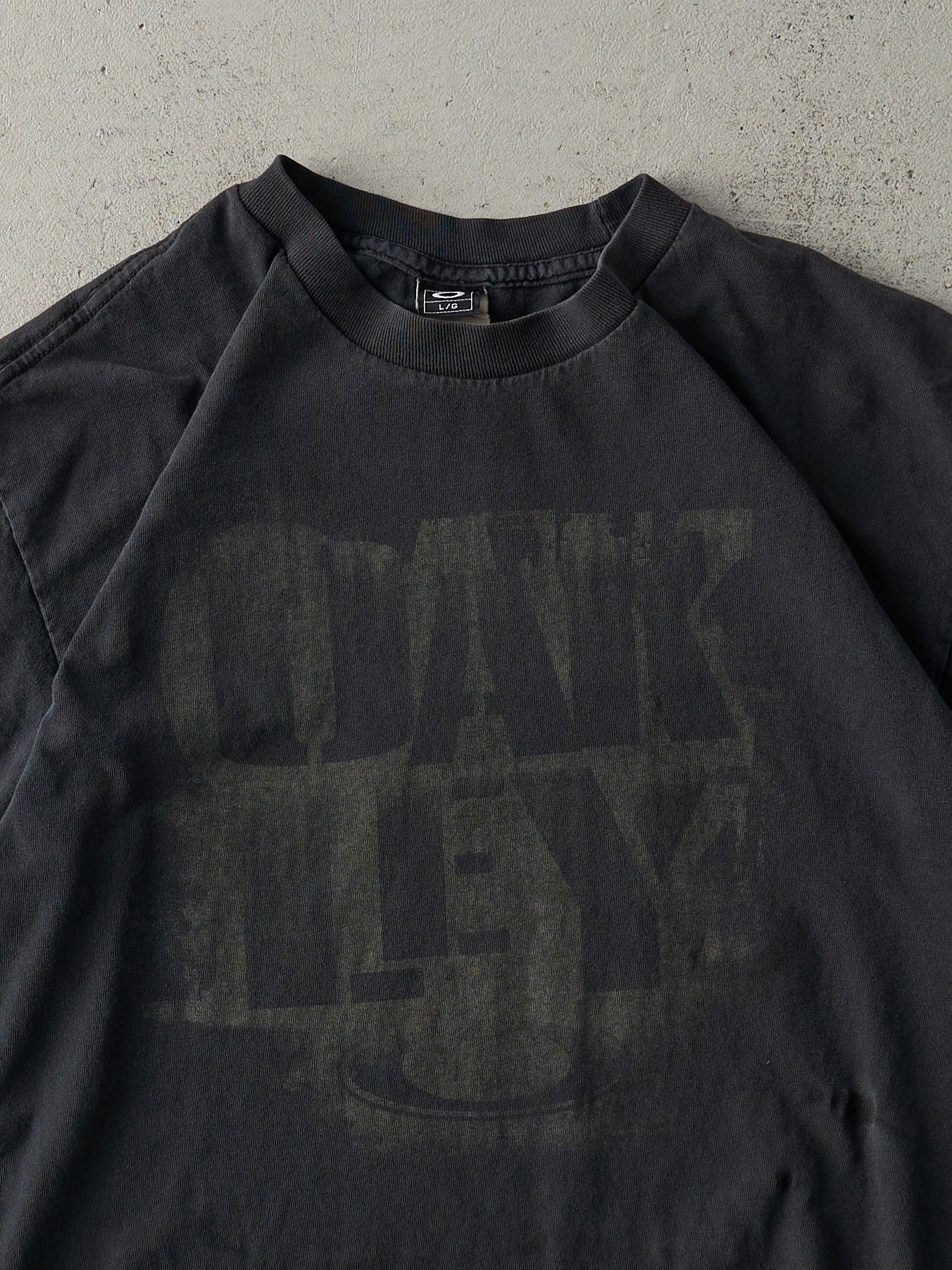 Vintage 90s Faded Black Oakley Tee (M)