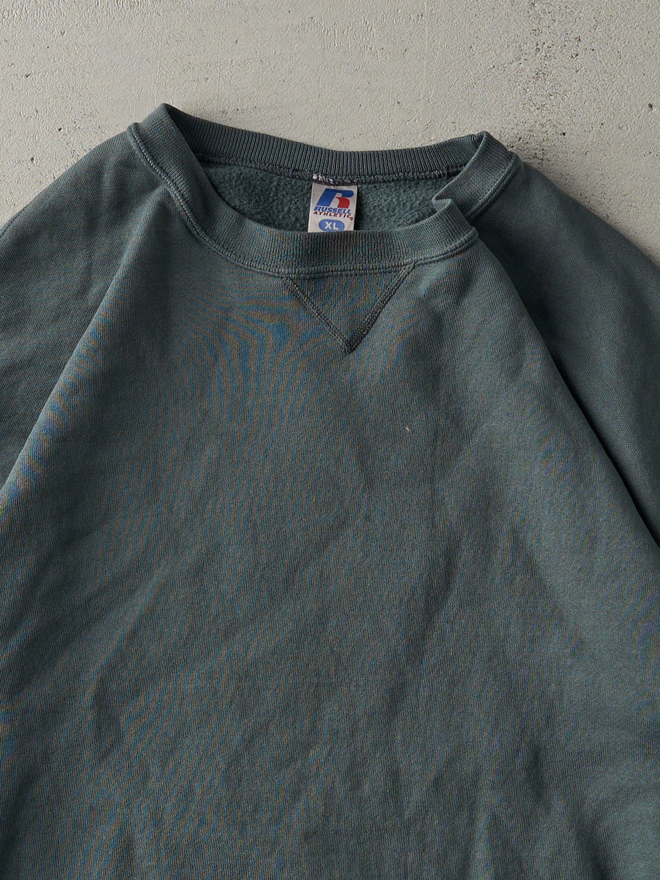 Vintage Y2K Washed Green Russell Athletic Blank Crewneck (L)