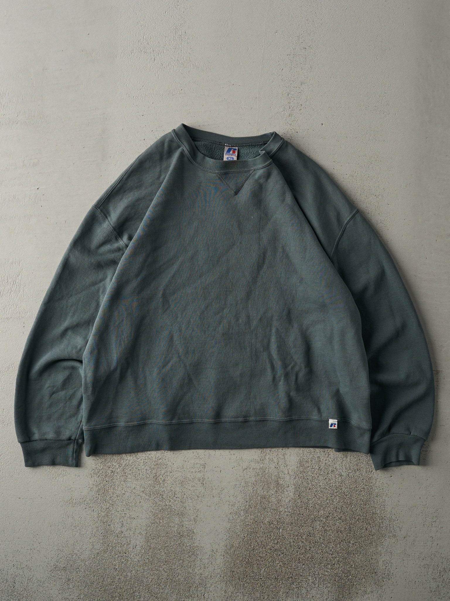 Vintage Y2K Washed Green Russell Athletic Blank Crewneck (L)