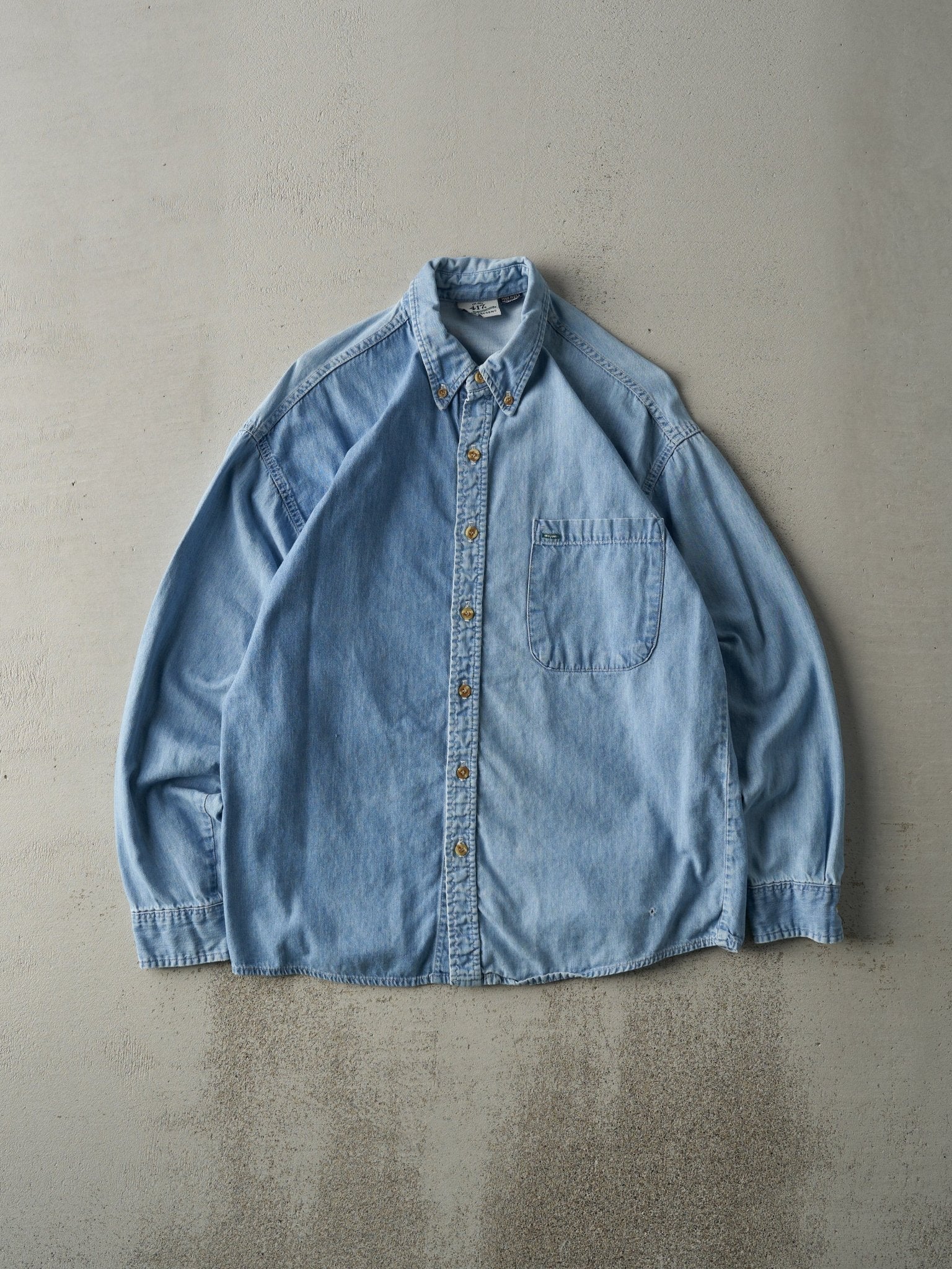 Vintage 90s Light Wash Denim Blank Button Up (M)