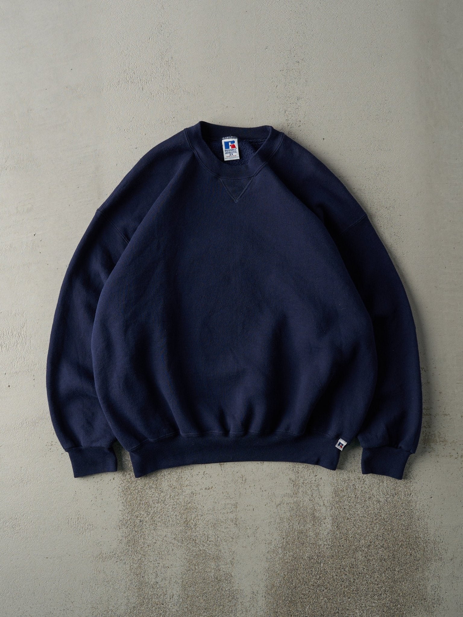 Vintage 90s Navy Blue Blank Russell Athletic Boxy Crewneck (XL)