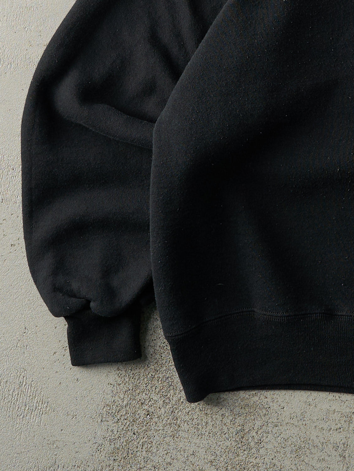 Vintage 90s Black Russell Athletic Blank Crewneck (M)