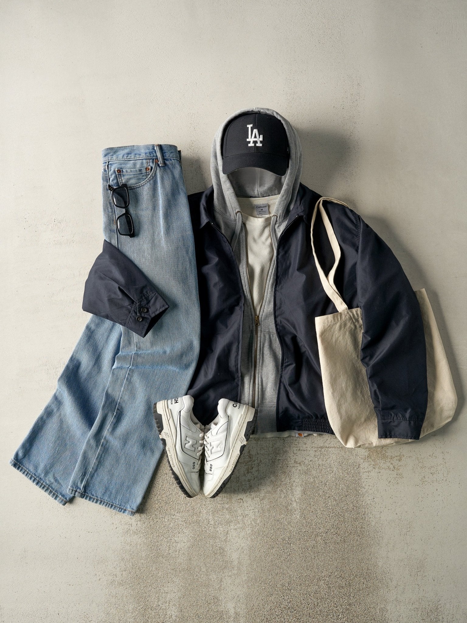 Vintage Y2K Light Wash Levi's 505 Jeans (34x32)