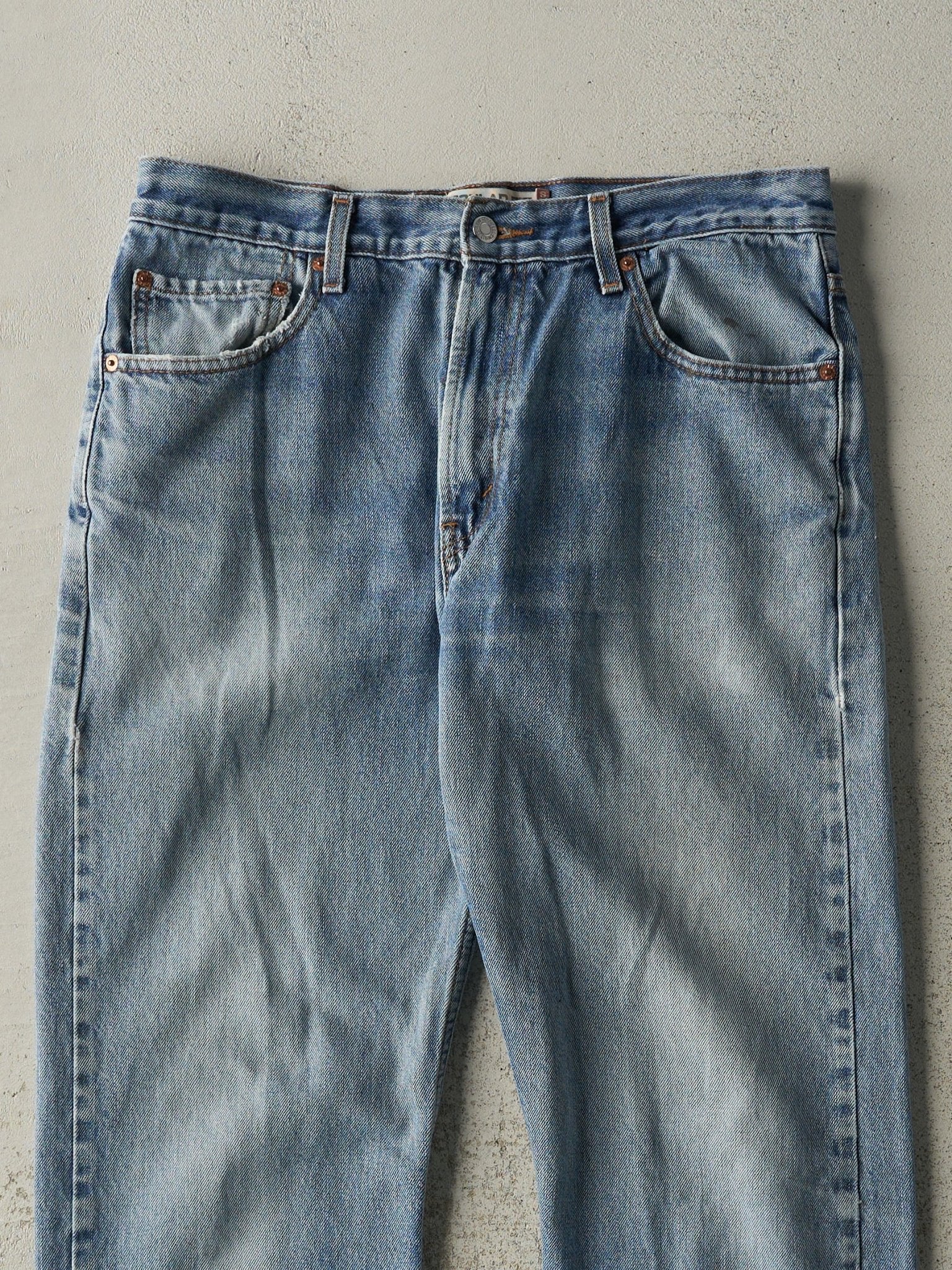 Vintage Y2K Light Wash Levi's 505 Jeans (33x32)