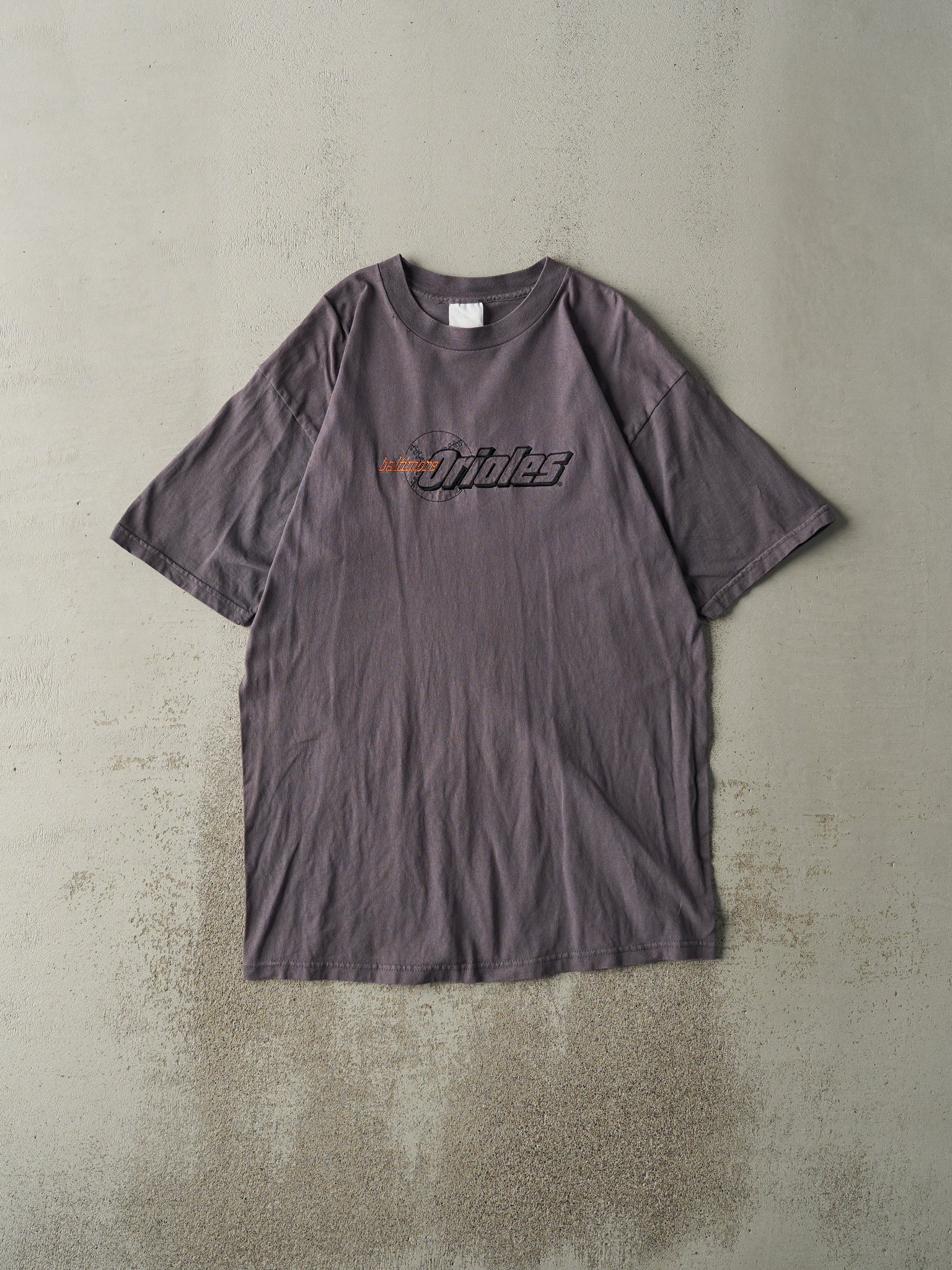 Vintage 90s Charcoal Grey Embroidered Baltimore Orioles Tee (L)