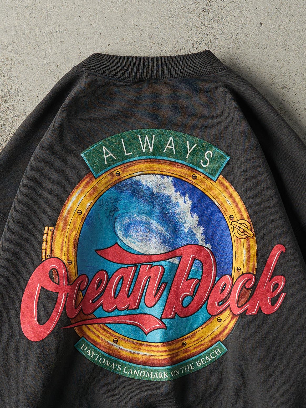 Vintage 90s Faded Black Ocean Deck Daytona Beach Florida Crewneck (M)