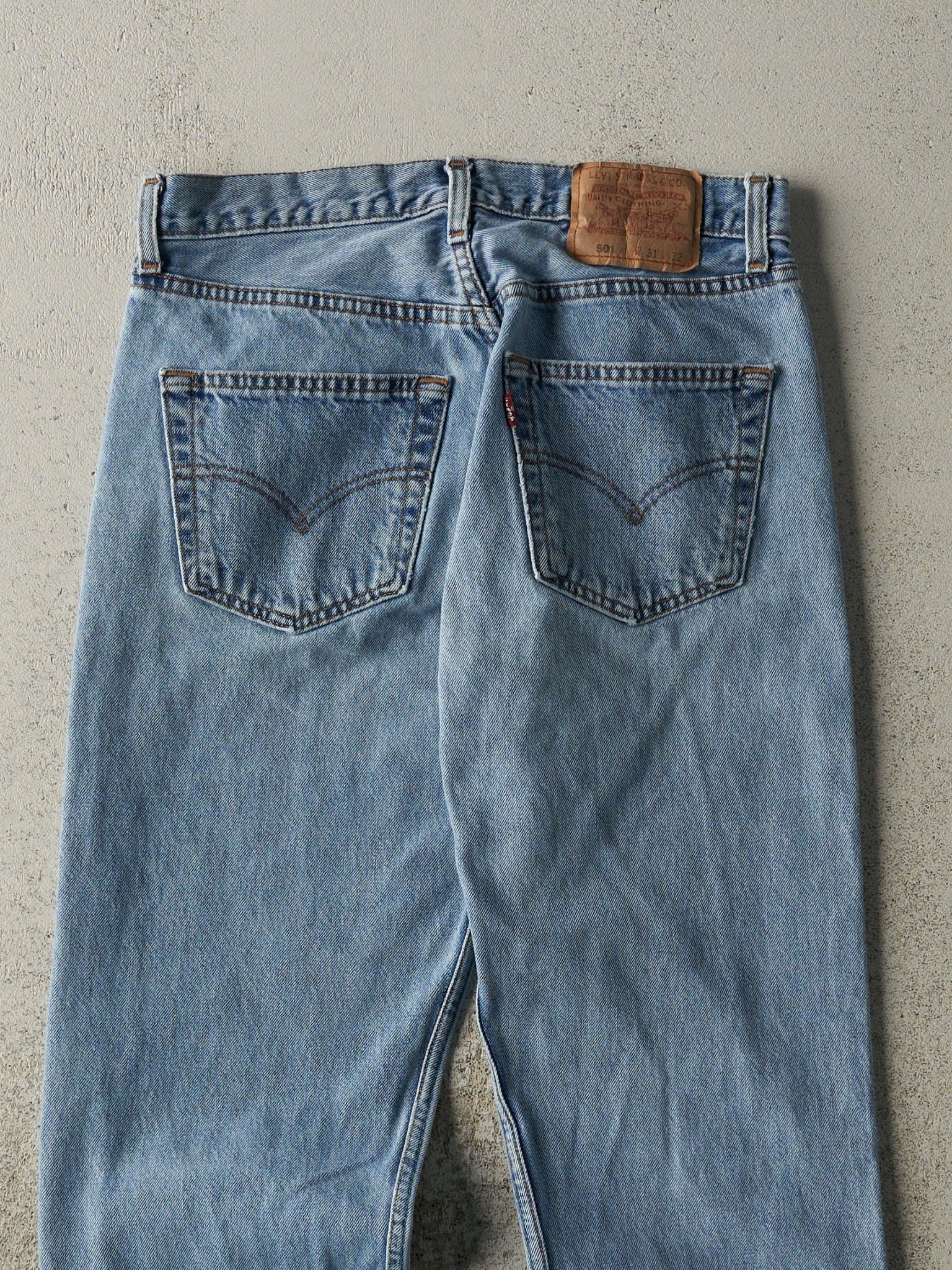 Vintage 90s Light Wash Levi's 501 Jeans (30x31)