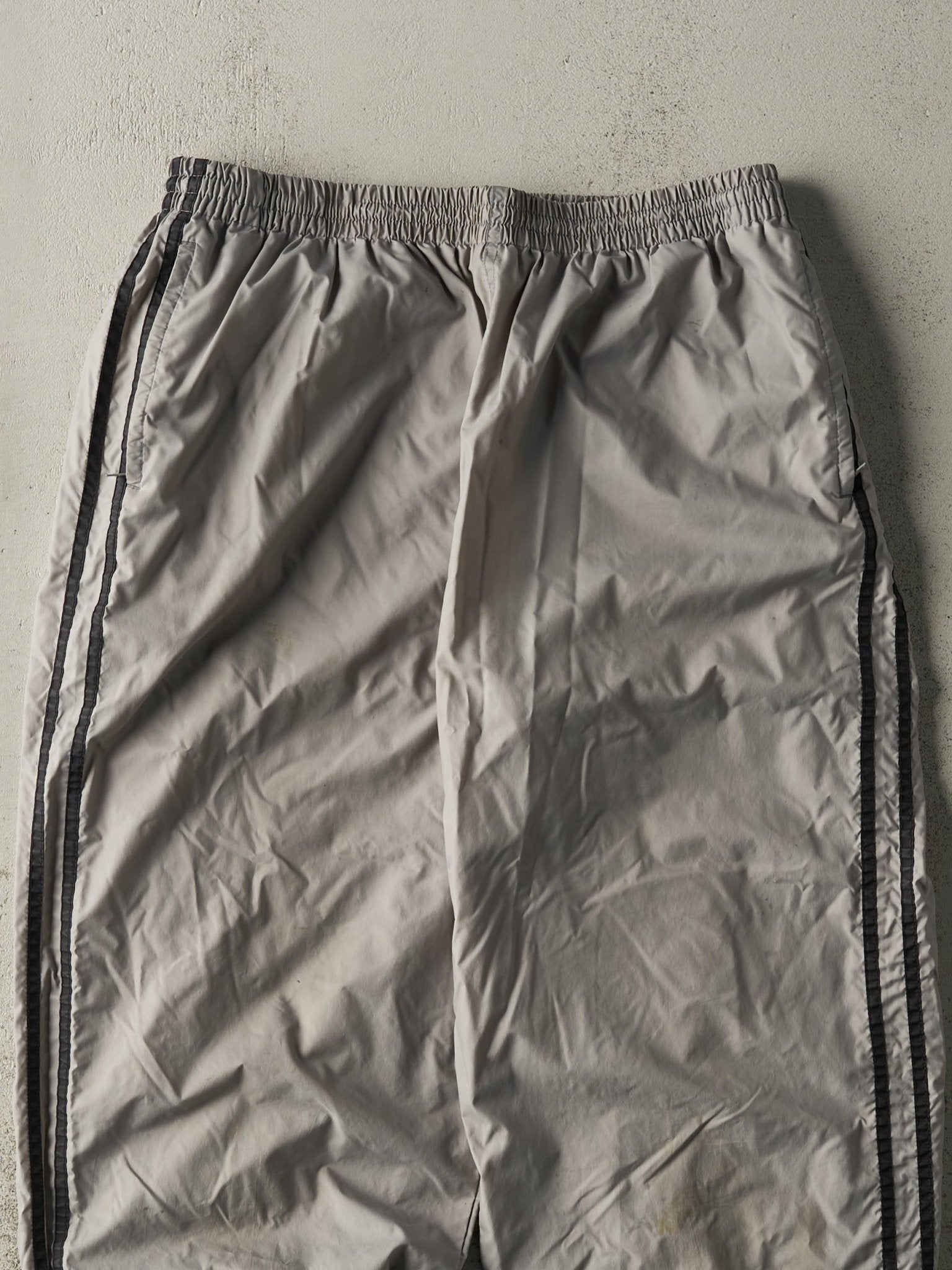 Vintage 90s Grey & Black Windbreaker Pants (33x30.5)