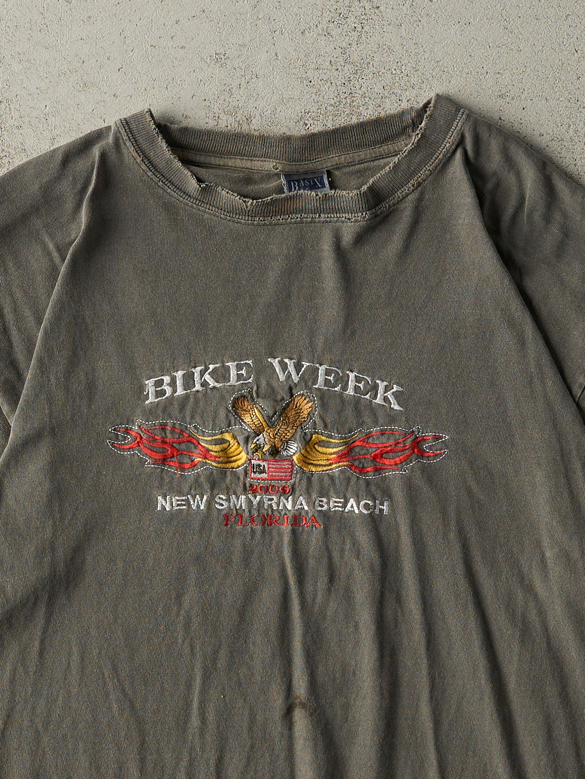 Vintage 06' Charcoal Grey New Smyrna Beach Bike Week Tee (M/L)