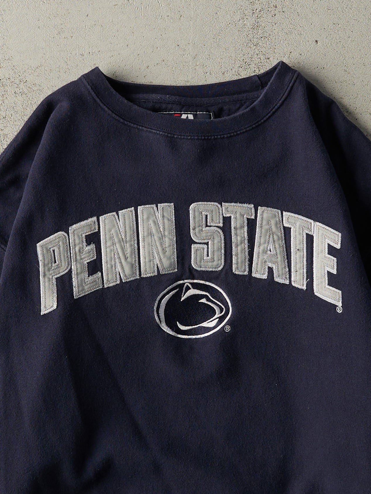 Vintage Y2K Navy Blue Embroidered Penn State University Crewneck (L)