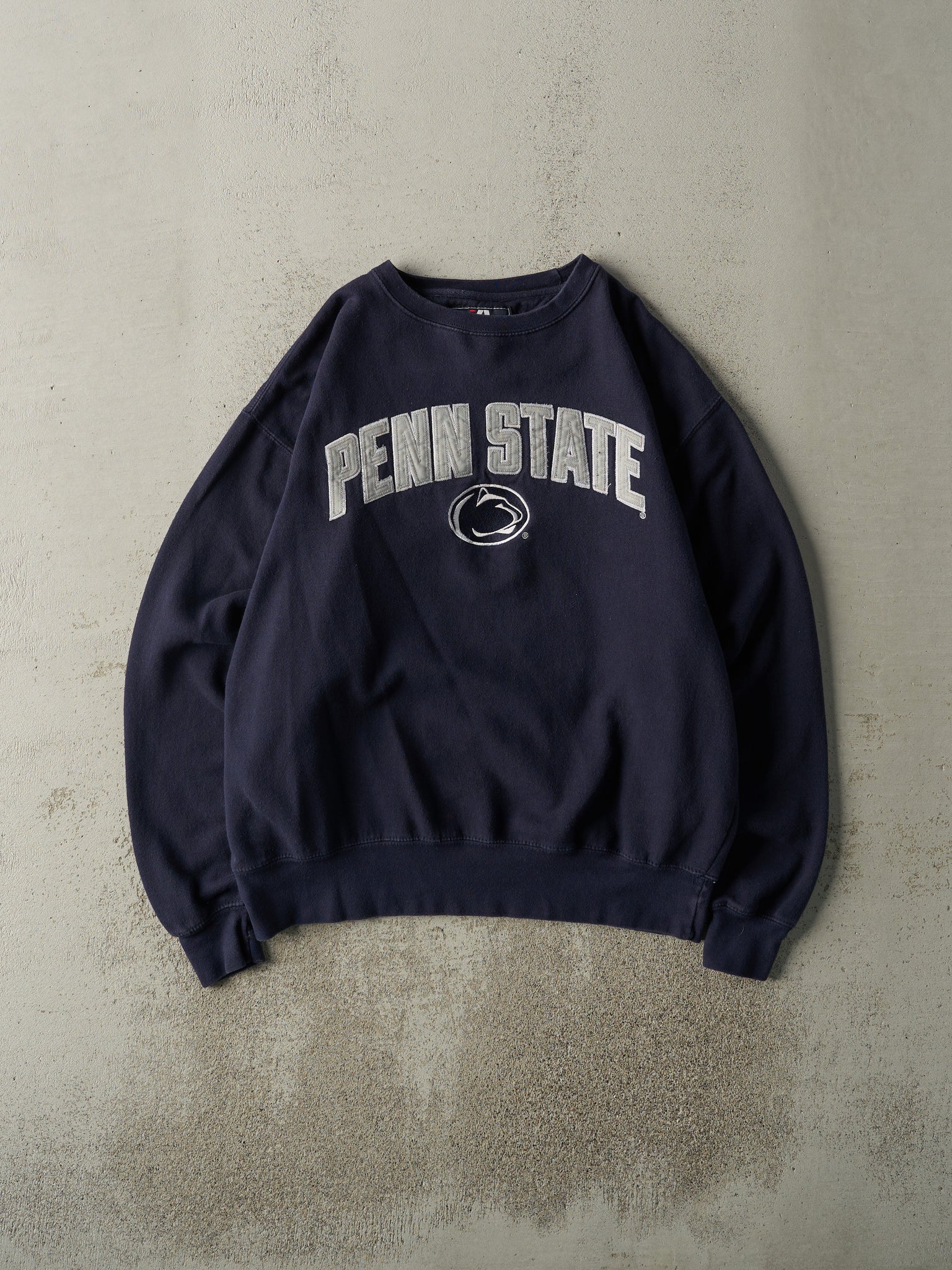 Vintage Y2K Navy Blue Embroidered Penn State University Crewneck (L)