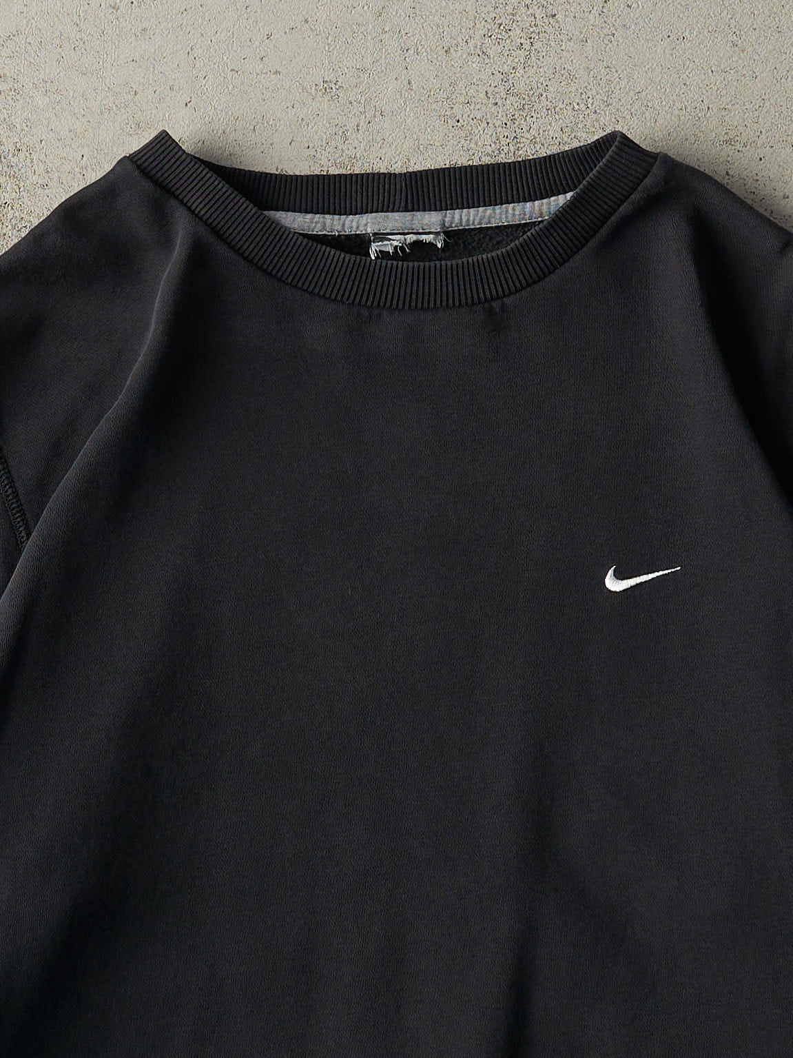 Vintage Y2K Black Embroidered Nike Swoosh Crewneck (XL)