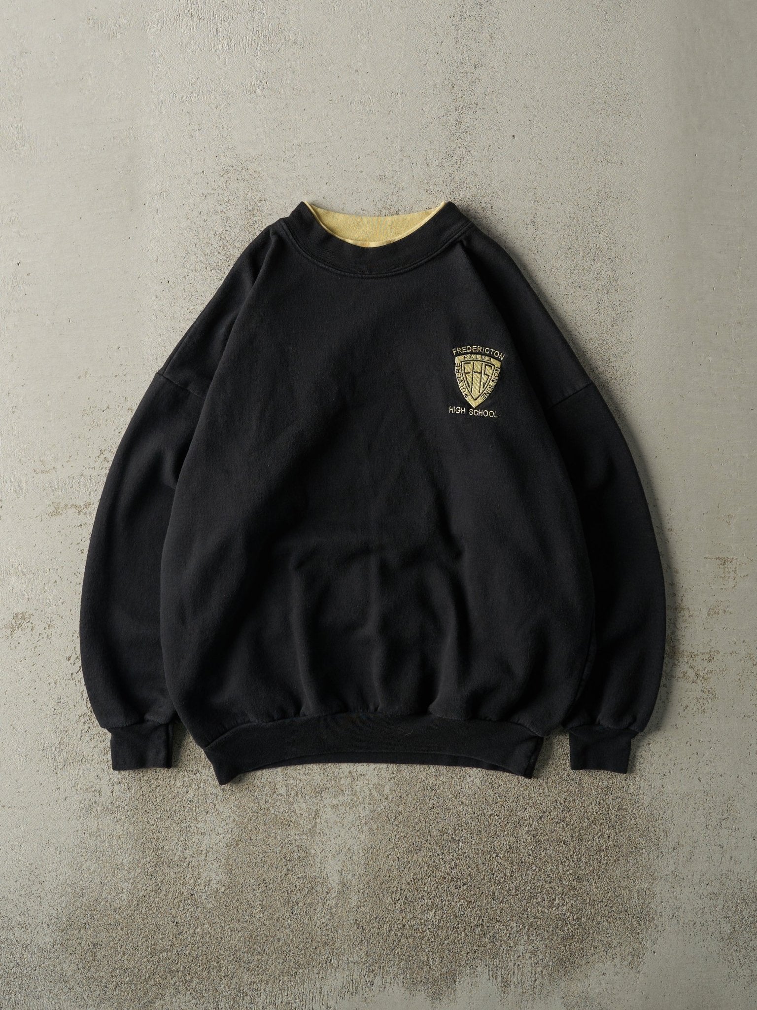 Vintage 90s Black Fredricton High School Crewneck (L)