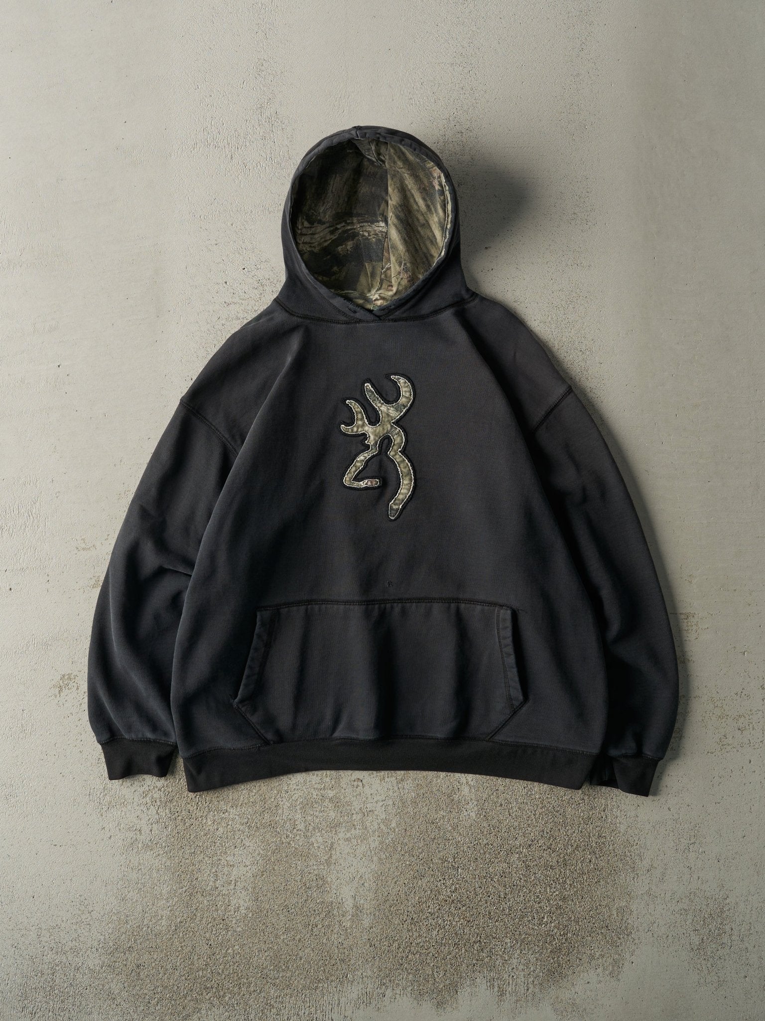 Vintage Y2K Faded Black Embroidered Browning Hoodie (XL)