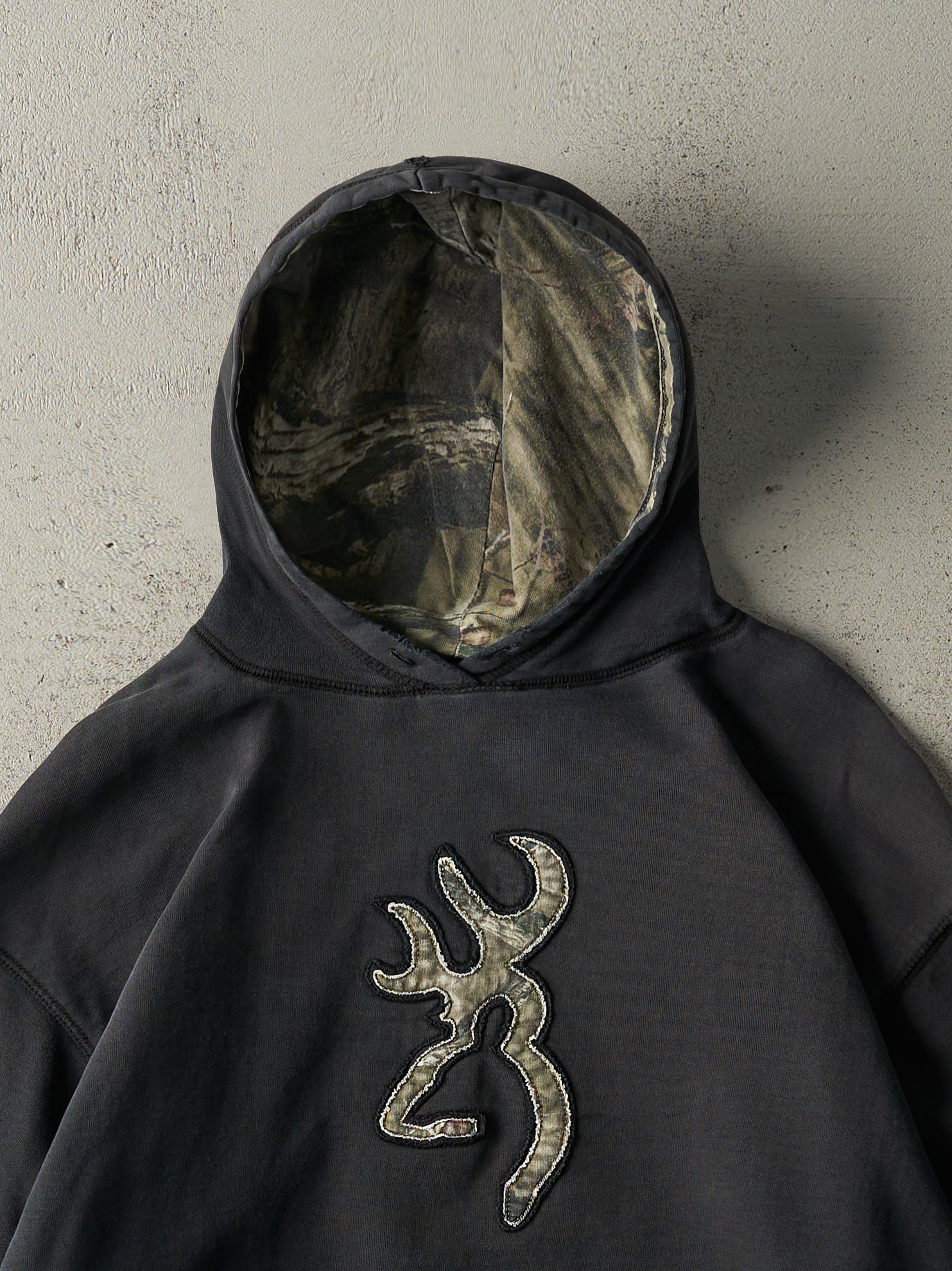 Vintage Y2K Faded Black Embroidered Browning Hoodie (XL)