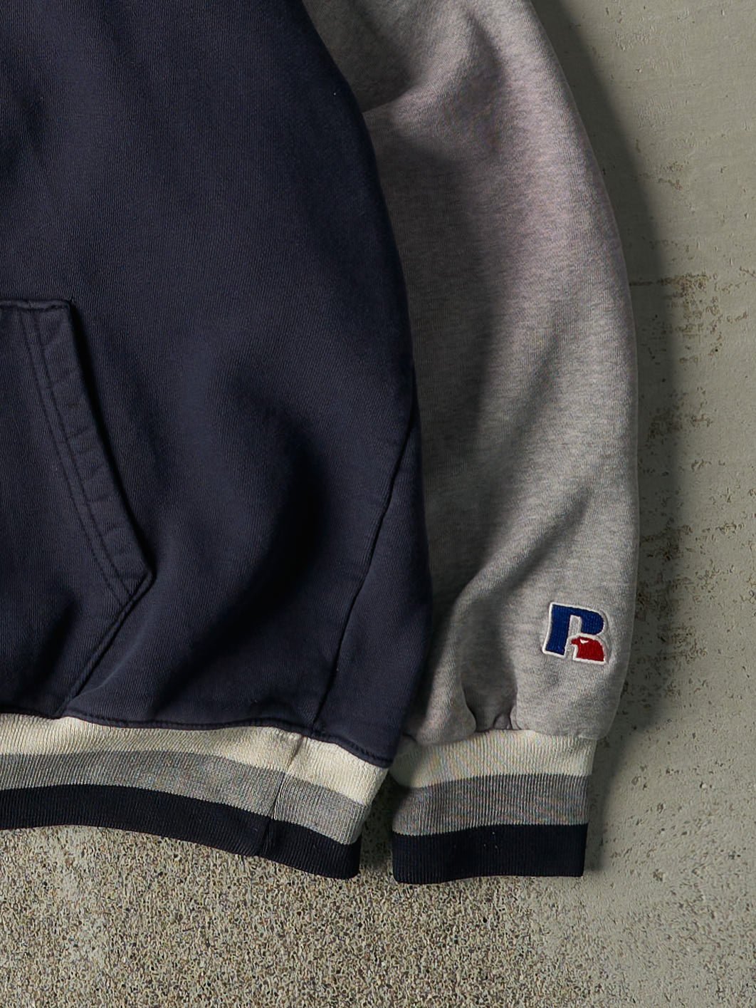 Vintage 90s Grey & Navy Blue New York Yankees Hoodie (L/XL)