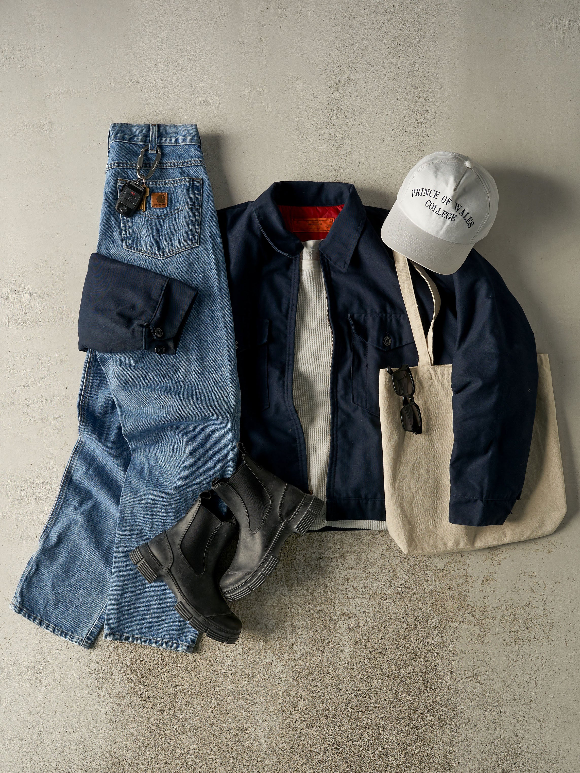 Vintage Y2K Mid Wash Carhartt Jeans (31x32)