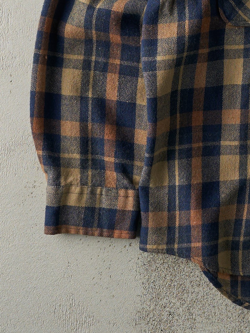 Vintage 80s Beige & Blue Flannel Button Up (L)
