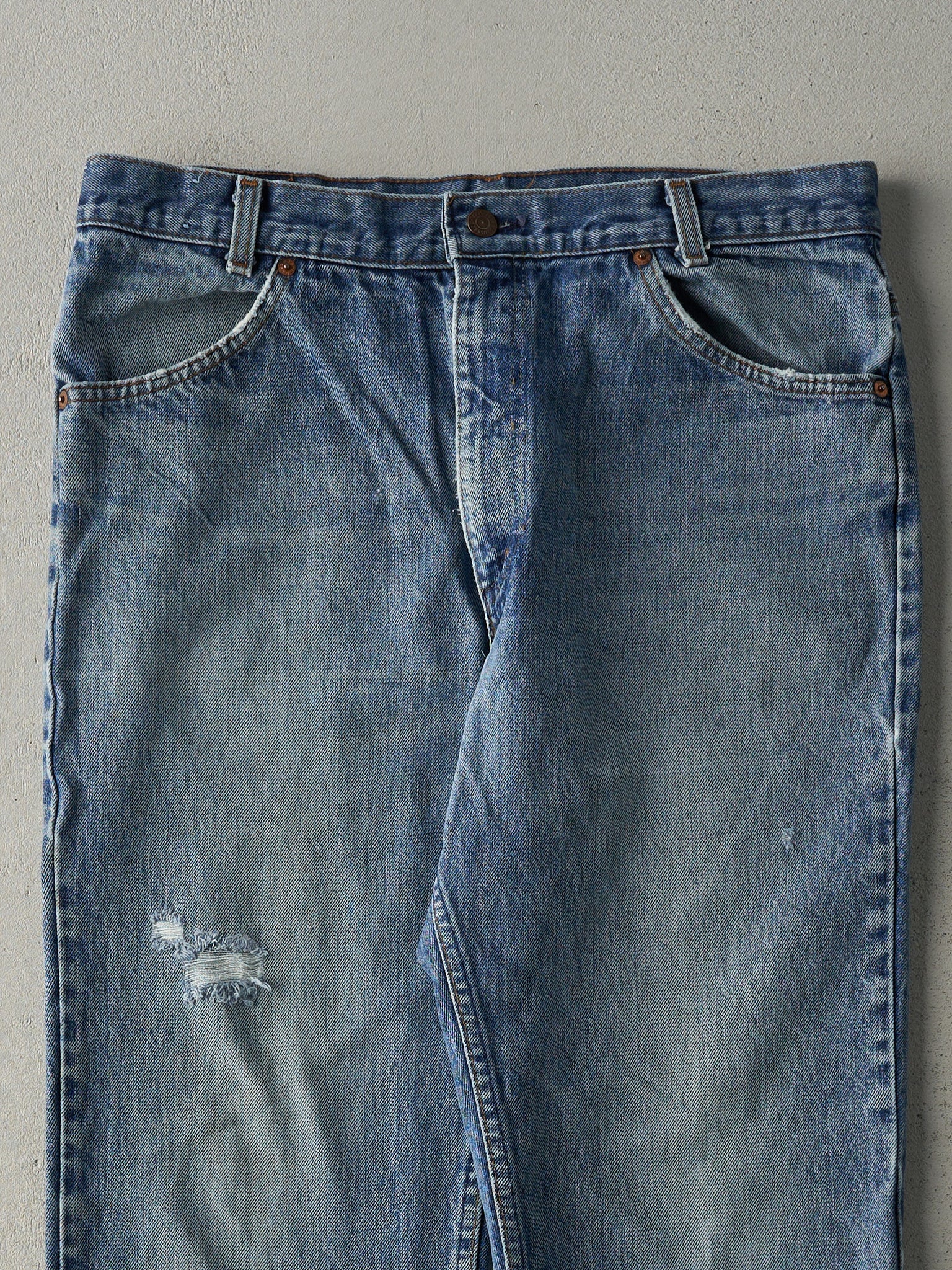 Vintage 80s Light Wash Levi's Orange Tab Released Hem Jeans (34x29)