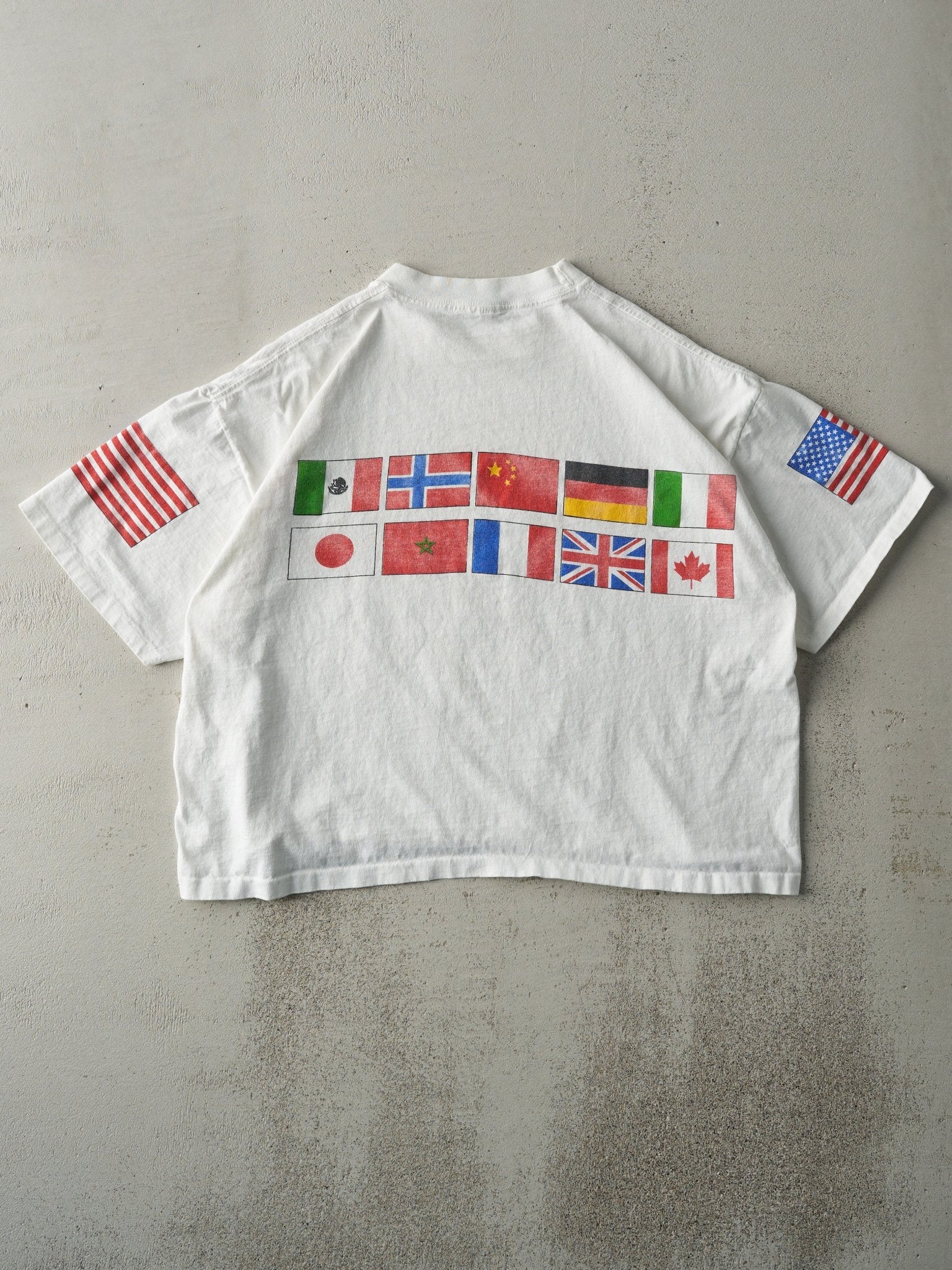 Vintage 90s White Disney World Epcot Center Single Stitch Boxy Cropped Tee (S/M)