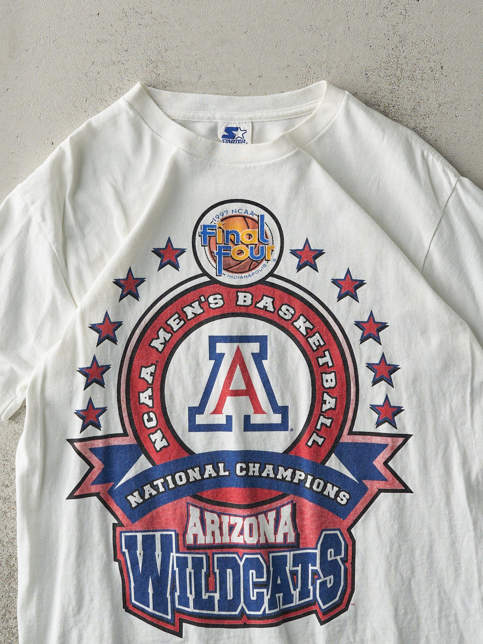 Vintage 97' White NCAA Champions Arizona Wildcats Tee (S)