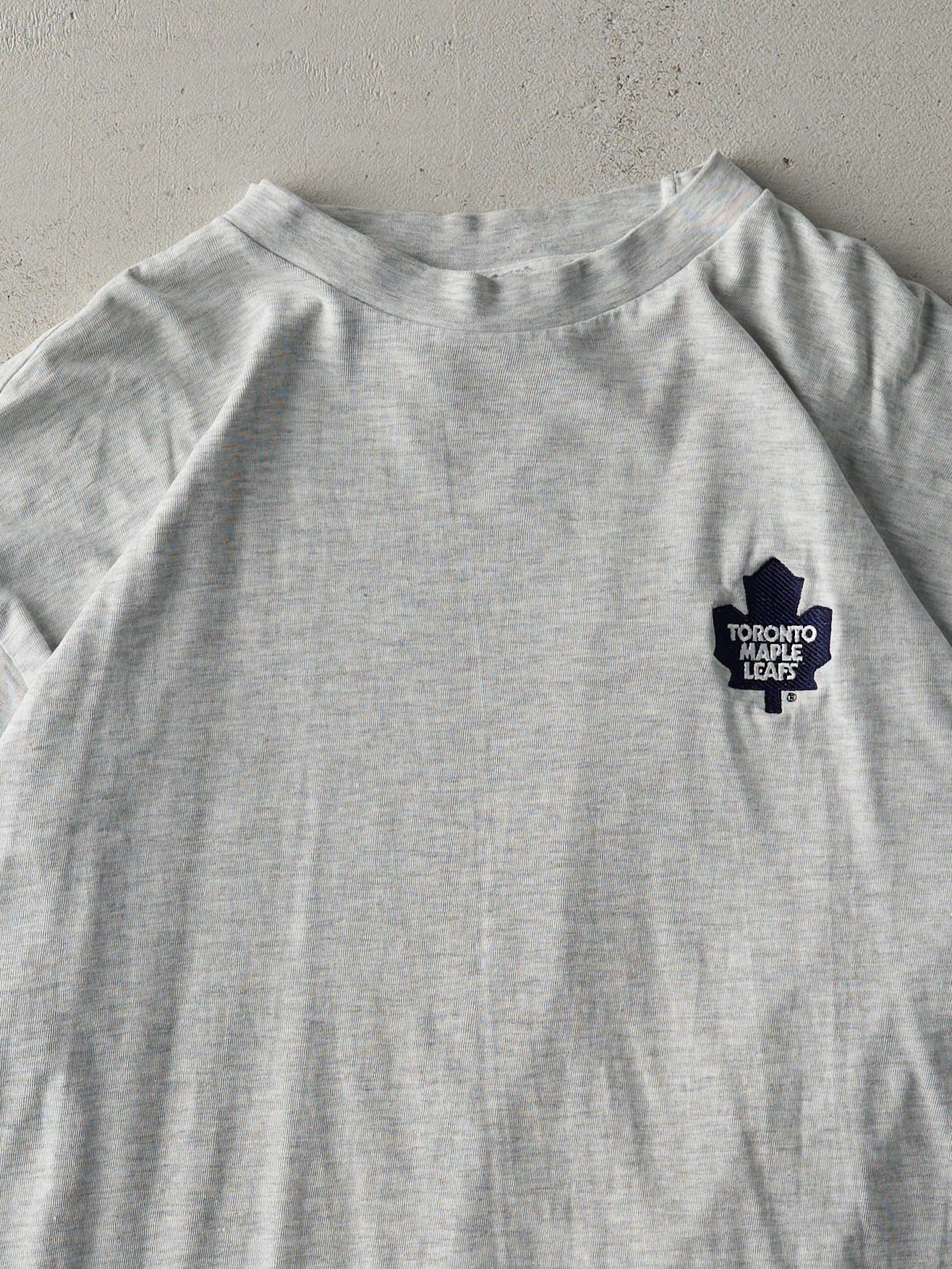 Vintage 90s Heather Grey Toronto Maple Leafs Embroidered Single Stitch Tee (M)