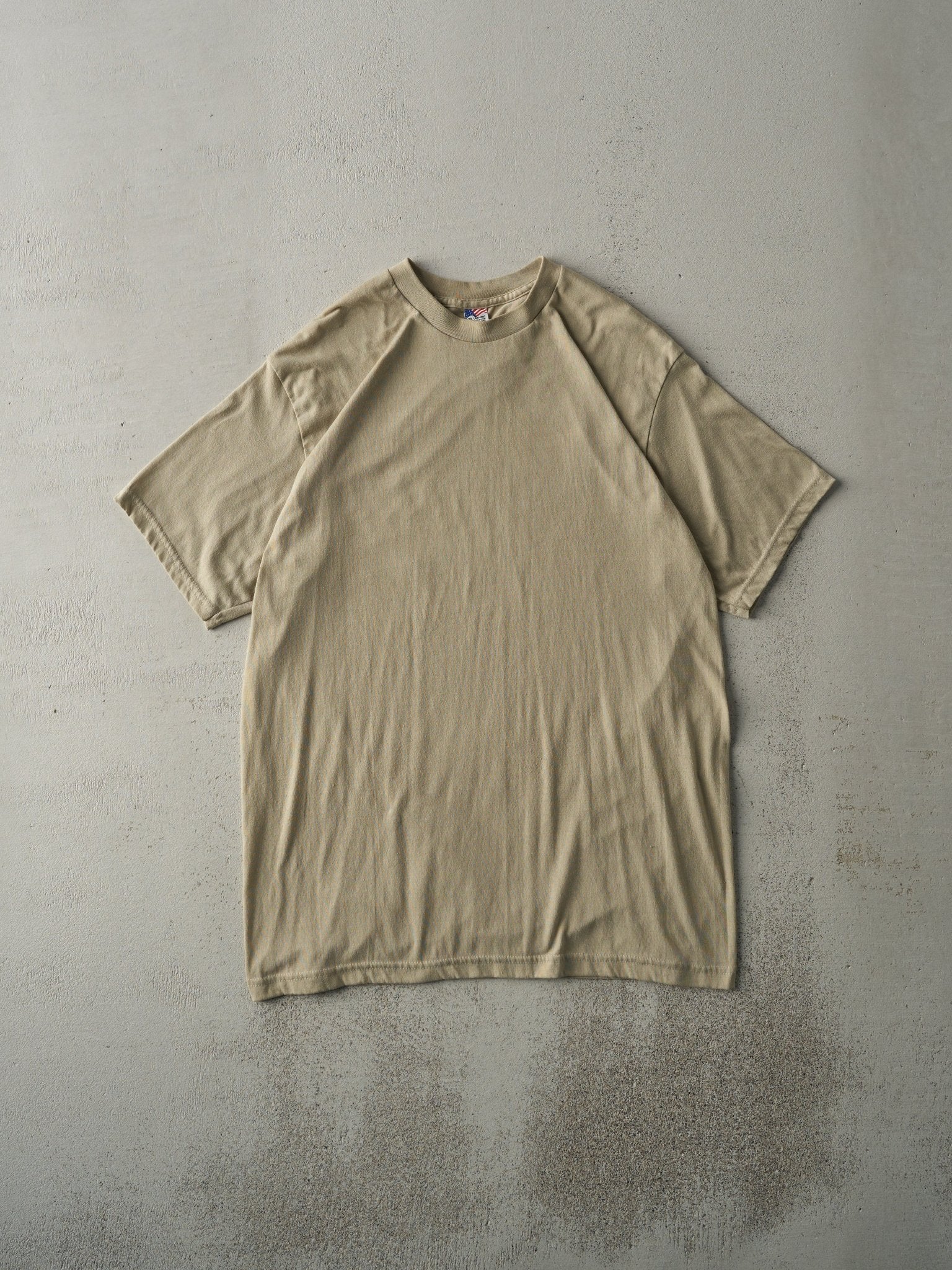 Vintage Y2K Beige Blank Tee (M)